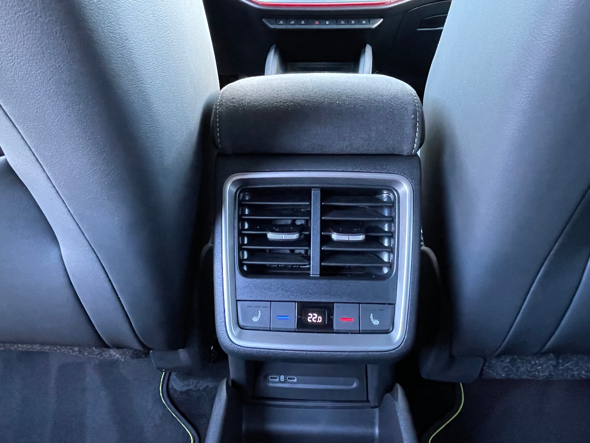 SKODA Elroq RS 4x4-image-14