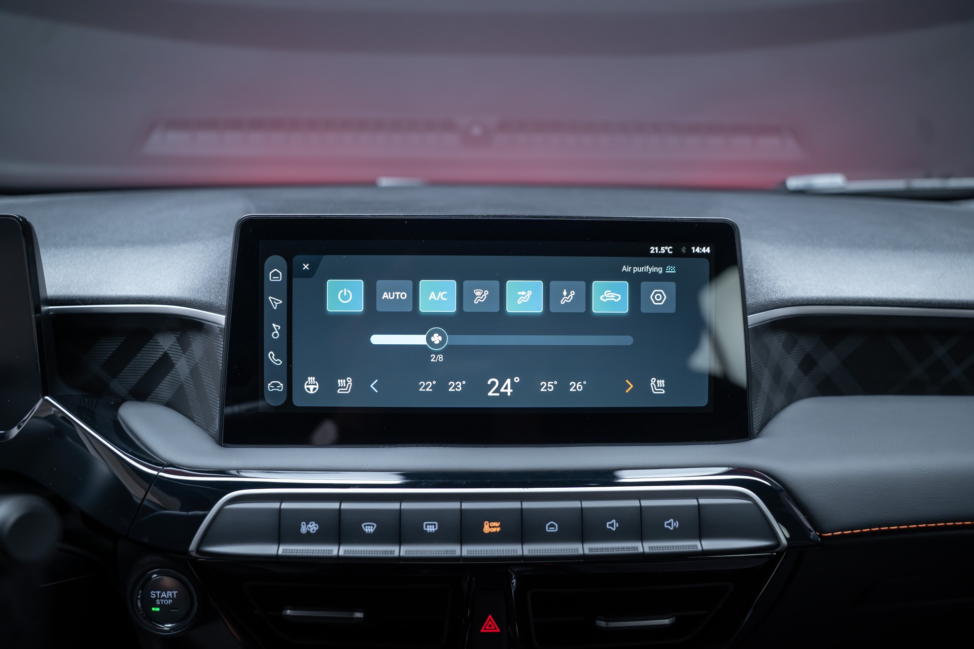 MG 3 1.5 Hybrid Luxury / 360°Kamera / Sitzheizung / Teilleder-image-34