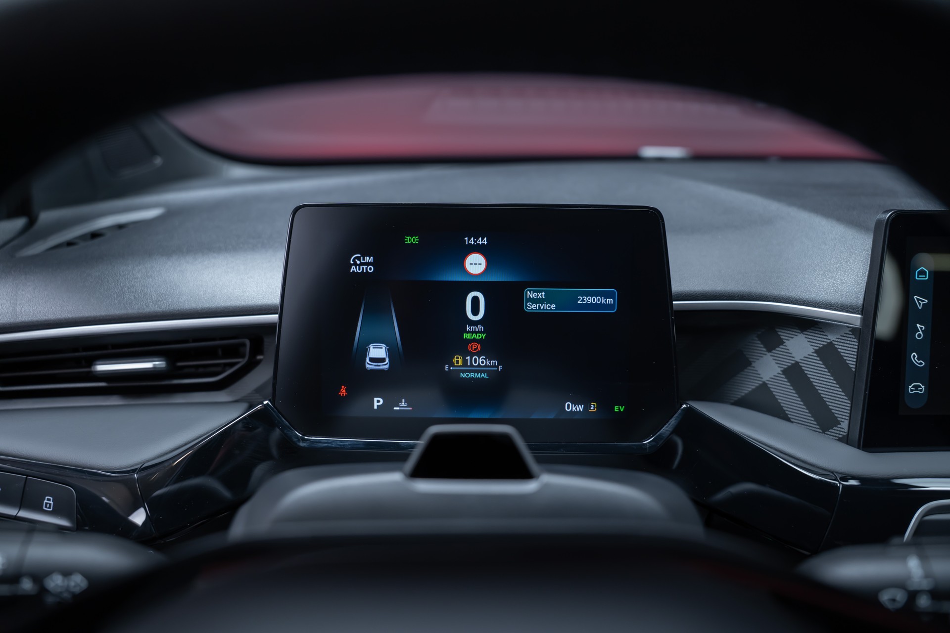 MG 3 1.5 Hybrid Luxury / 360°Kamera / Sitzheizung / Teilleder-image-23