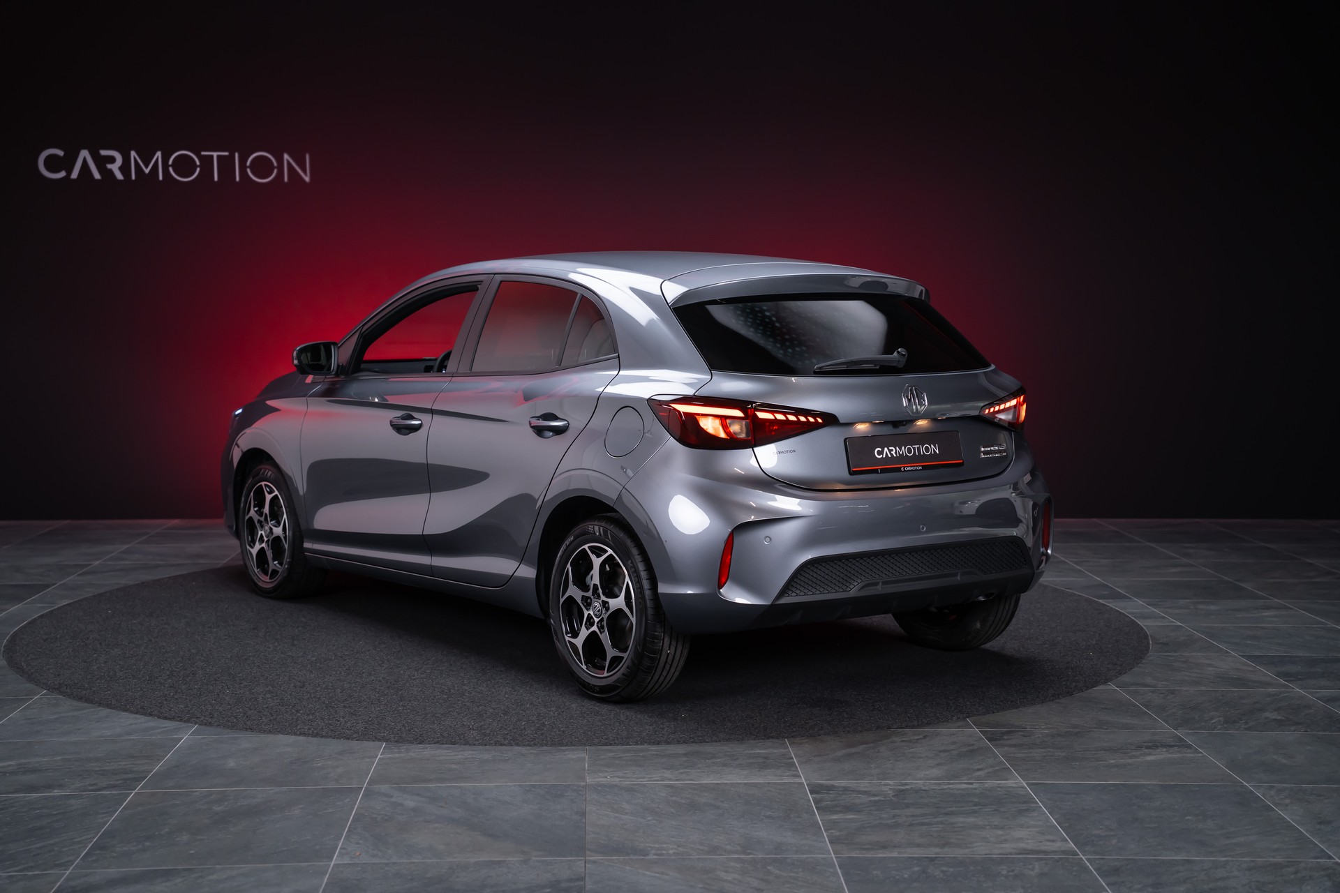 MG 3 1.5 Hybrid Luxury / 360°Kamera / Sitzheizung / Teilleder-image-8