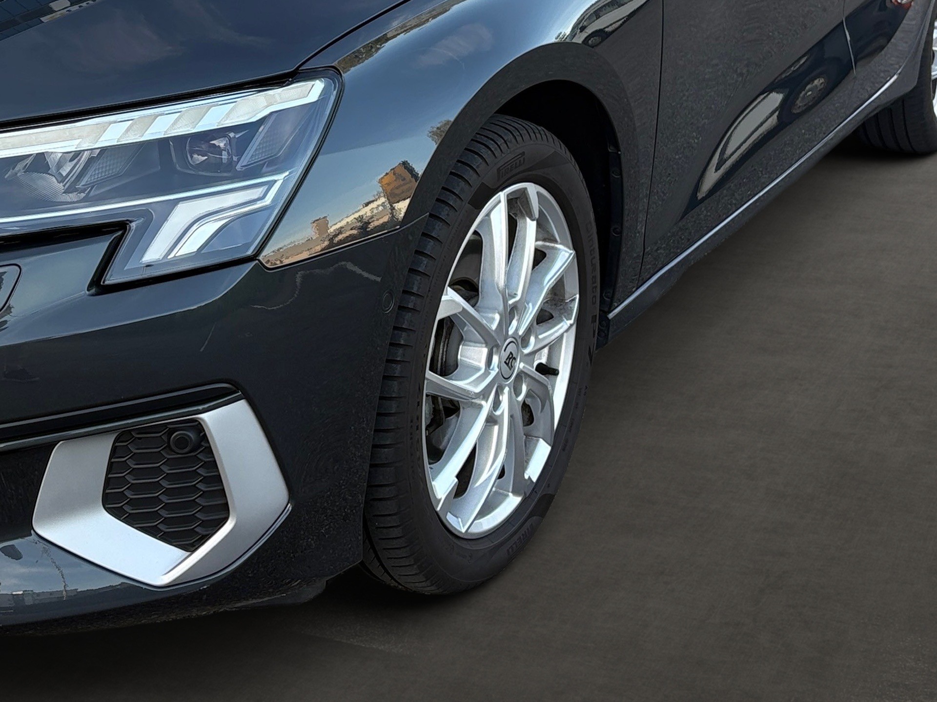 AUDI A3 Sportback 35 TFSI advanced S-tronic-image-9