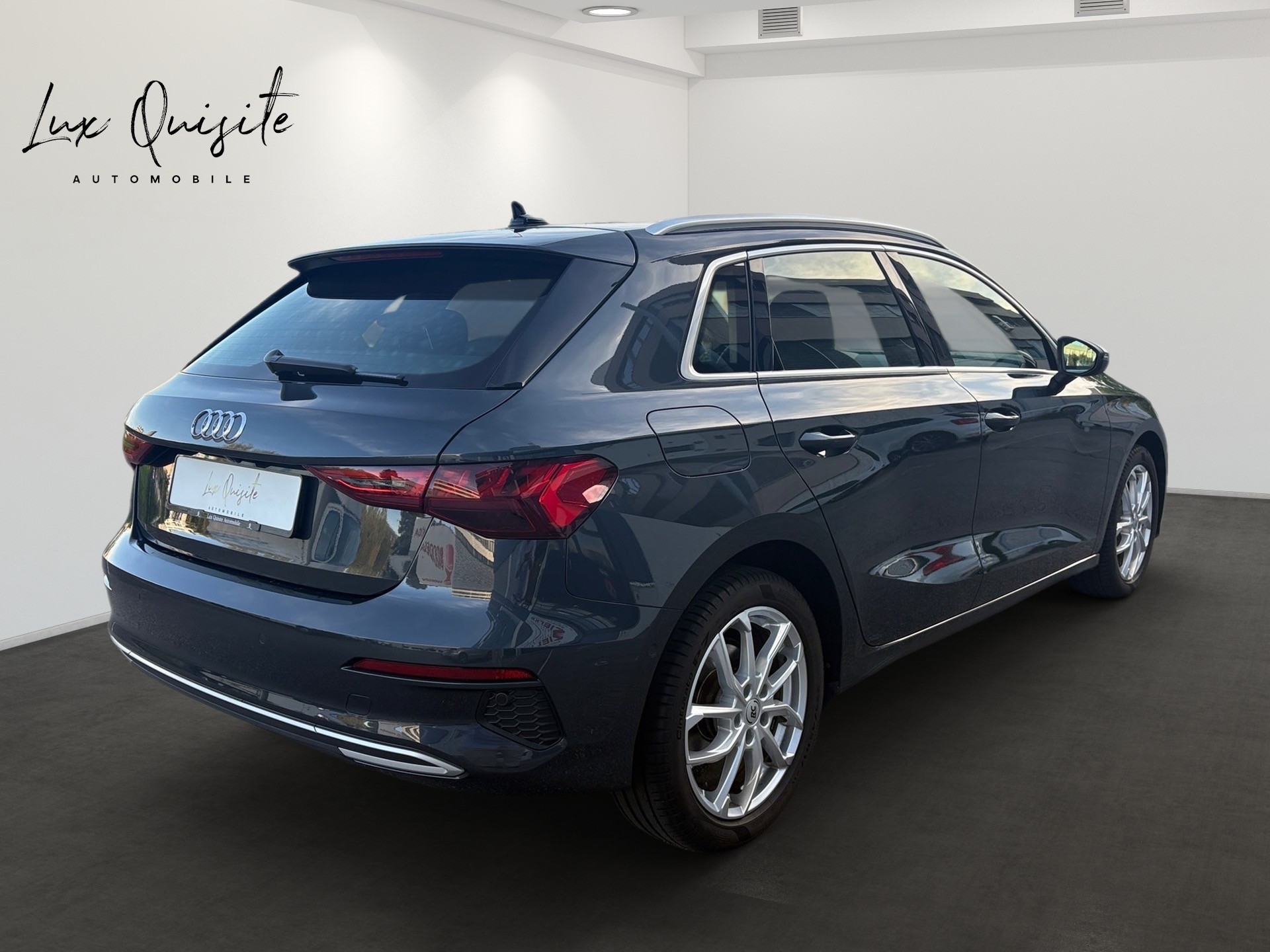 AUDI A3 Sportback 35 TFSI advanced S-tronic-image-4
