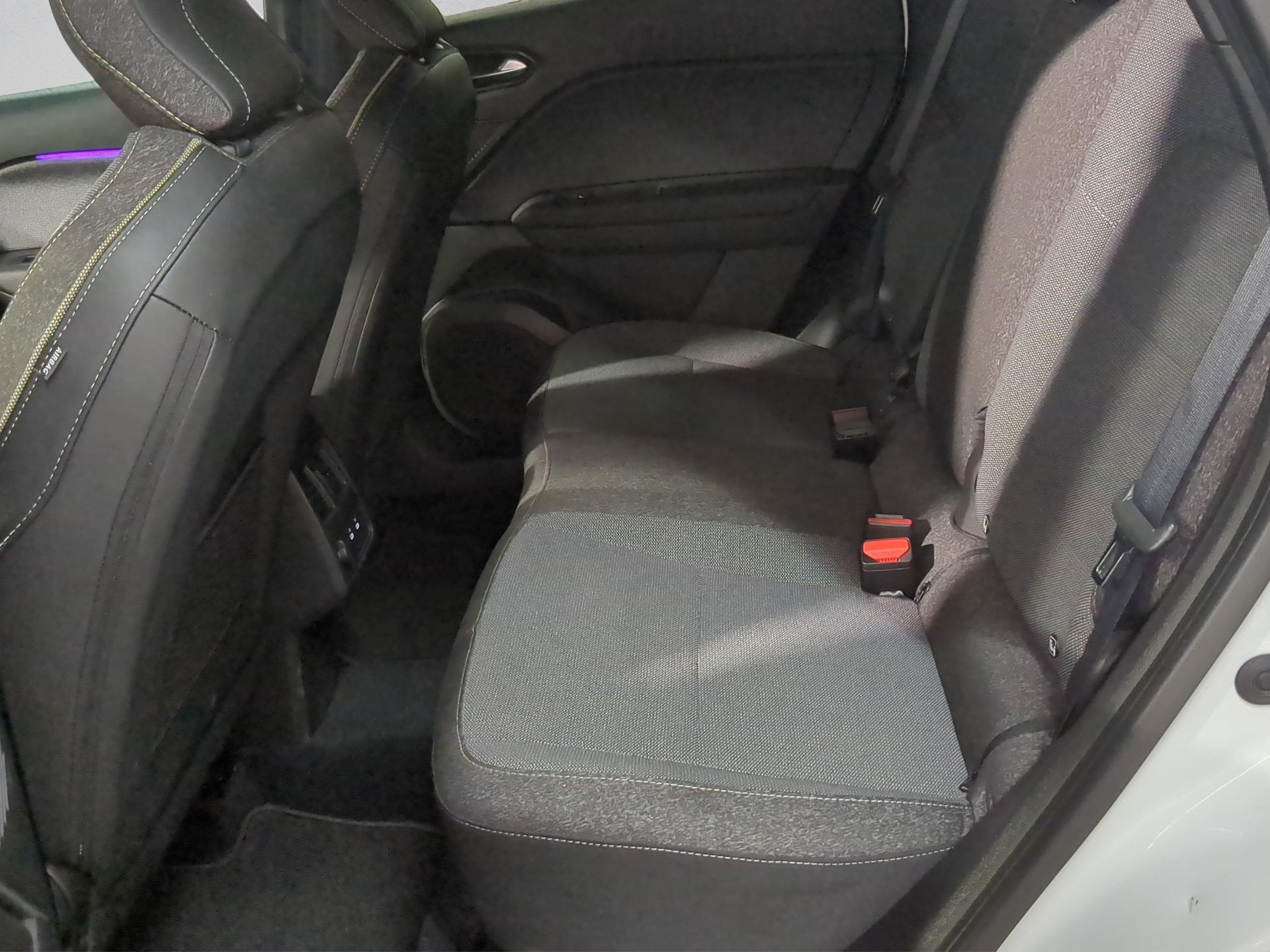 RENAULT Captur 1.3 TCe Techno EDC-image-12