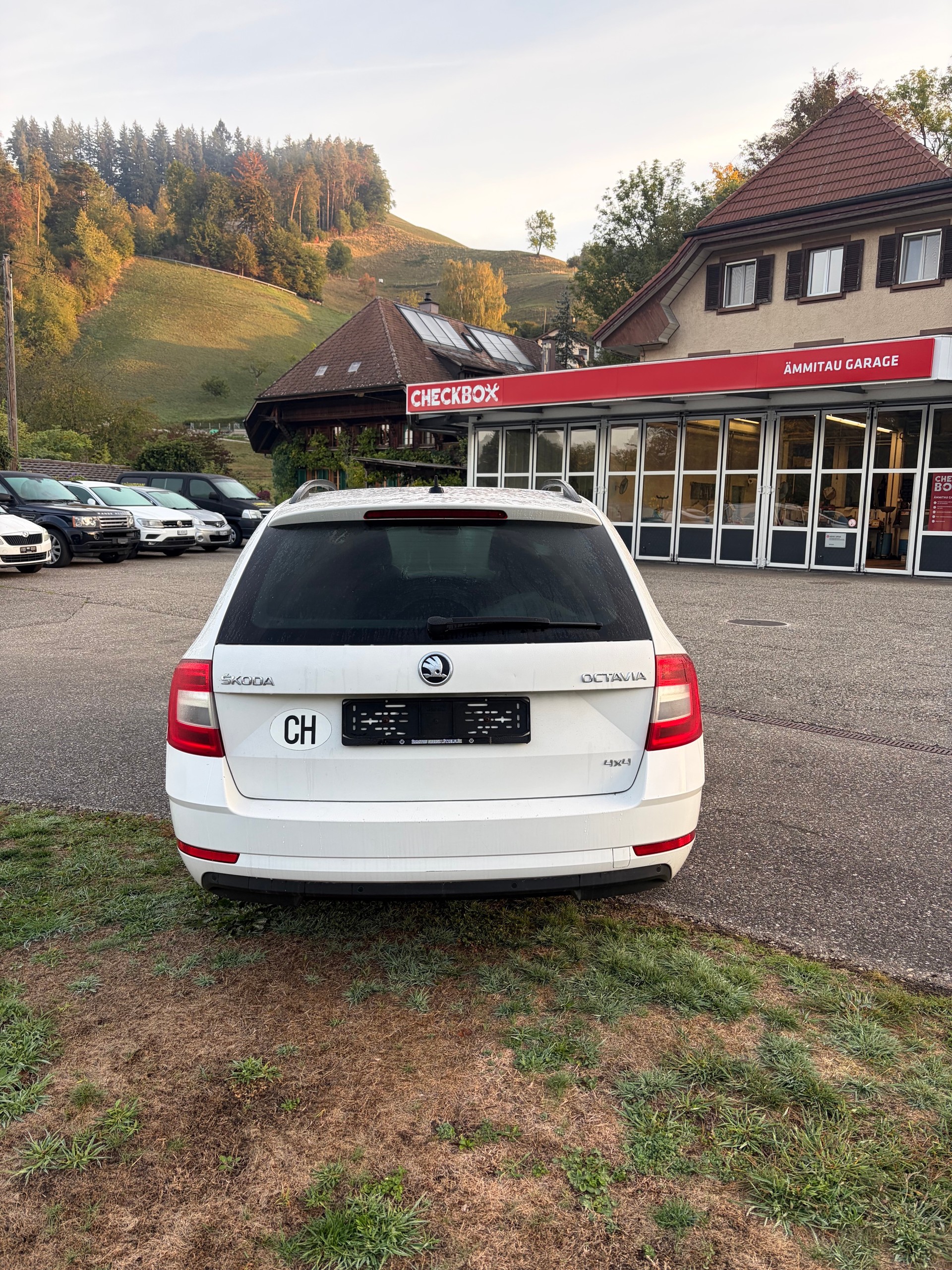 SKODA Octavia Combi 2.0 TDI Ambition 4x4-image-3