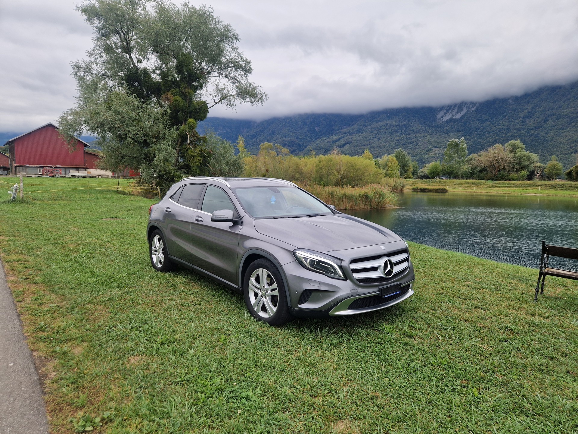 MERCEDES-BENZ GLA 200 CDI 7G-DCT-image-2