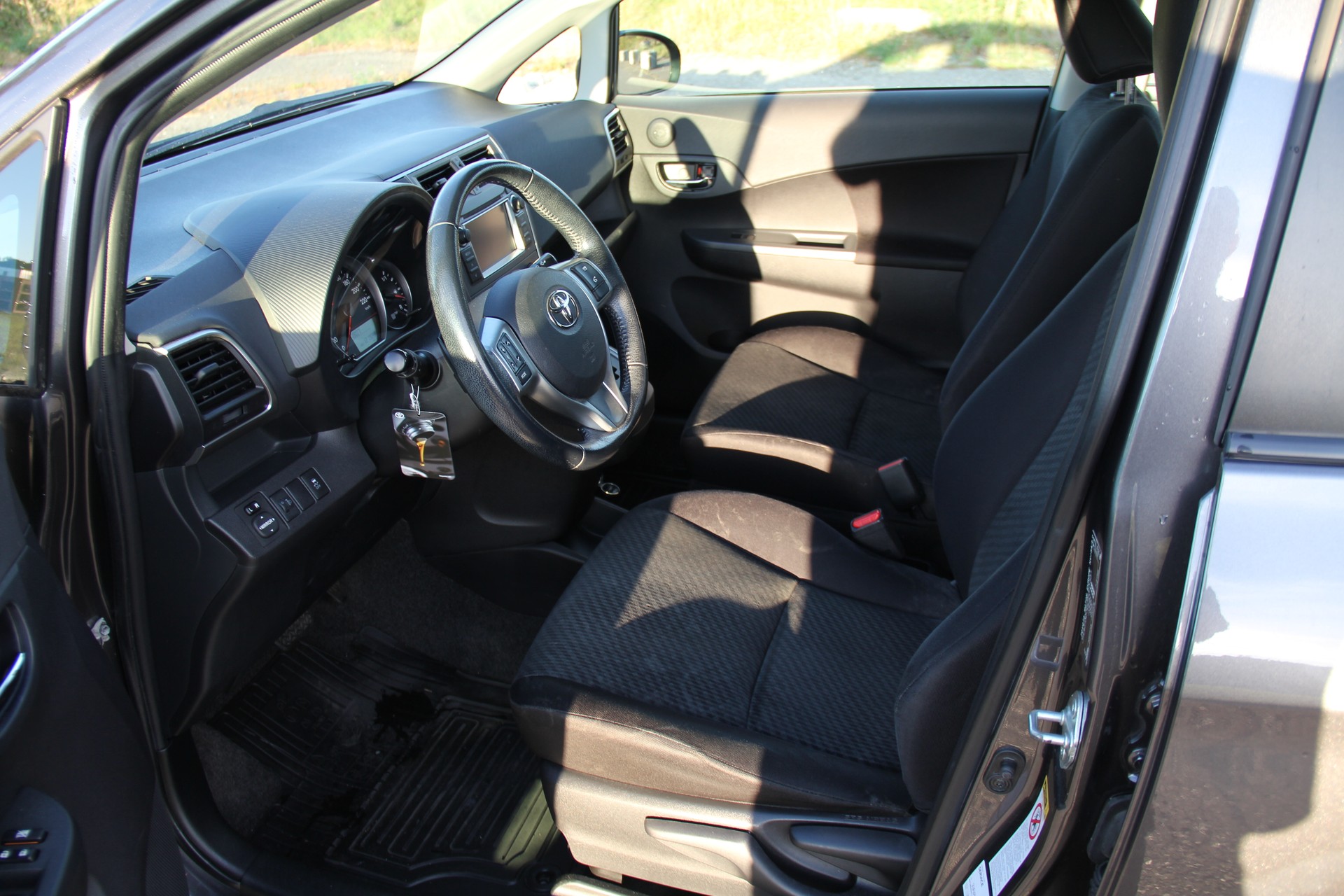 TOYOTA Verso-S 1.33 Linea Sol Multidrive S-image-7