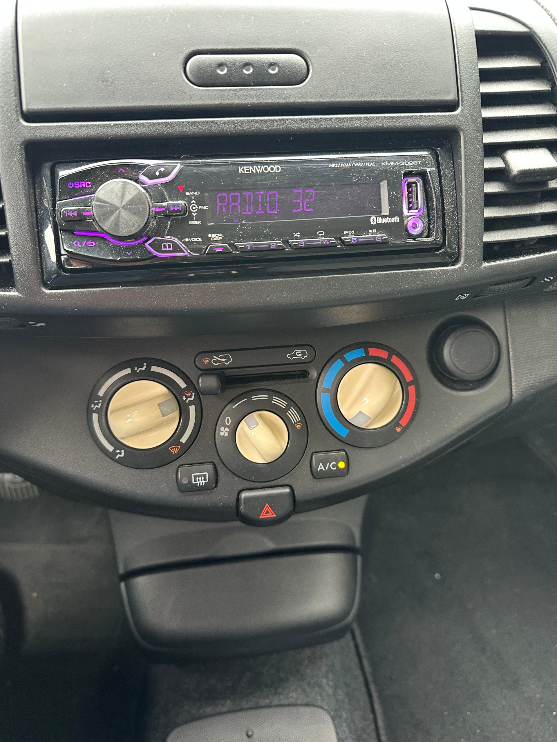 NISSAN Micra 1.2 acenta FIXPREIS-image-12