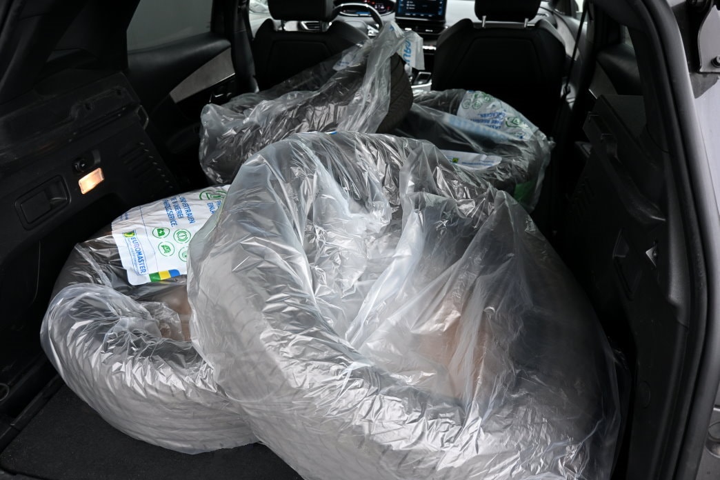 PEUGEOT 3008 1.5 BlueHDi GT Pack EAT8-image-15