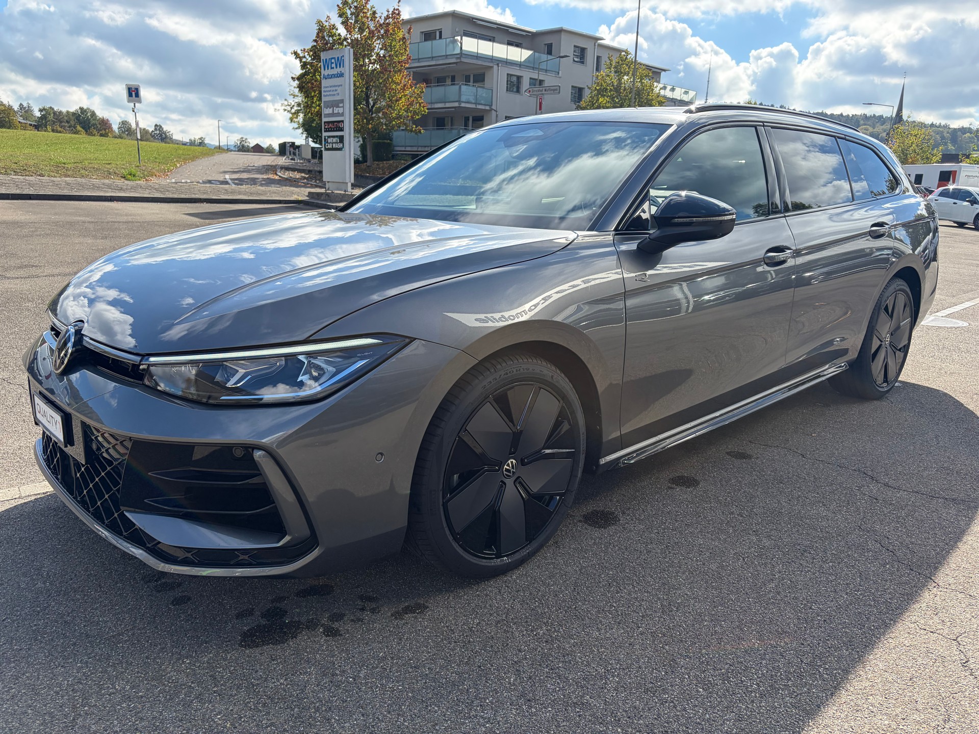 VW Passat Variant 2.0 TSI evo4 R-Line 4 Motion DSG-image-4