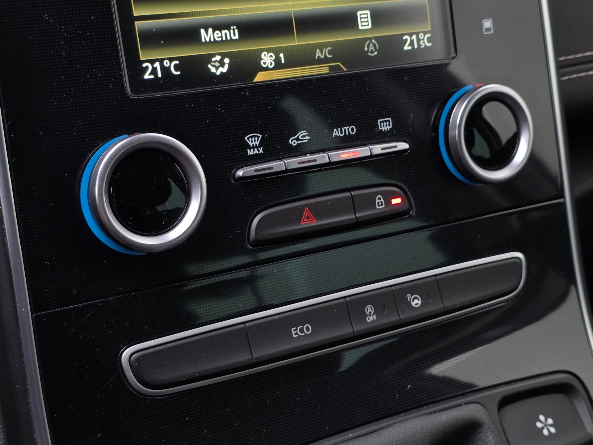 RENAULT Grand Scénic 1.2 16V Turbo Bose-image-15