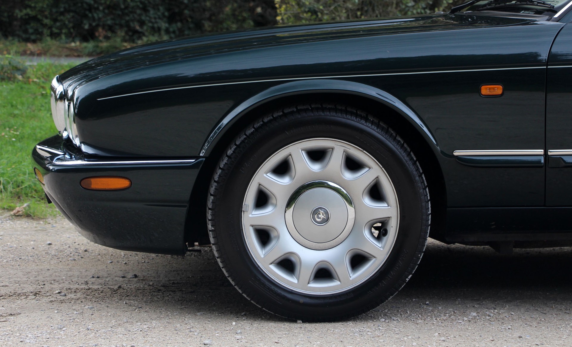 DAIMLER Super V8 4.0 S/C-image-22