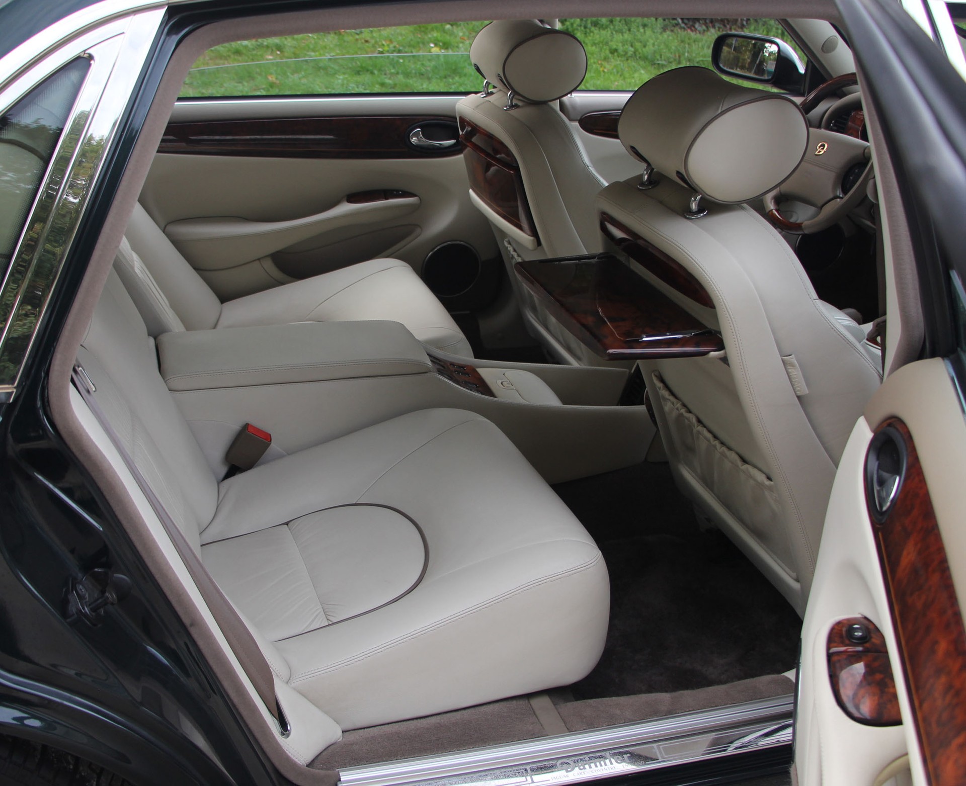 DAIMLER Super V8 4.0 S/C-image-11