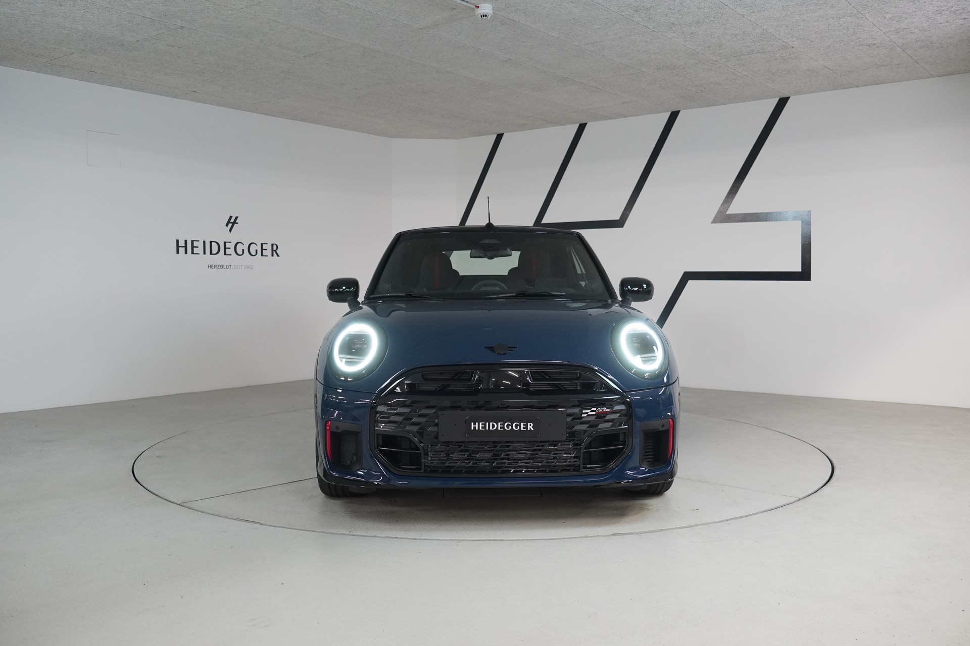 MINI Cooper John Cooper Works Cabriolet DKG-image-1