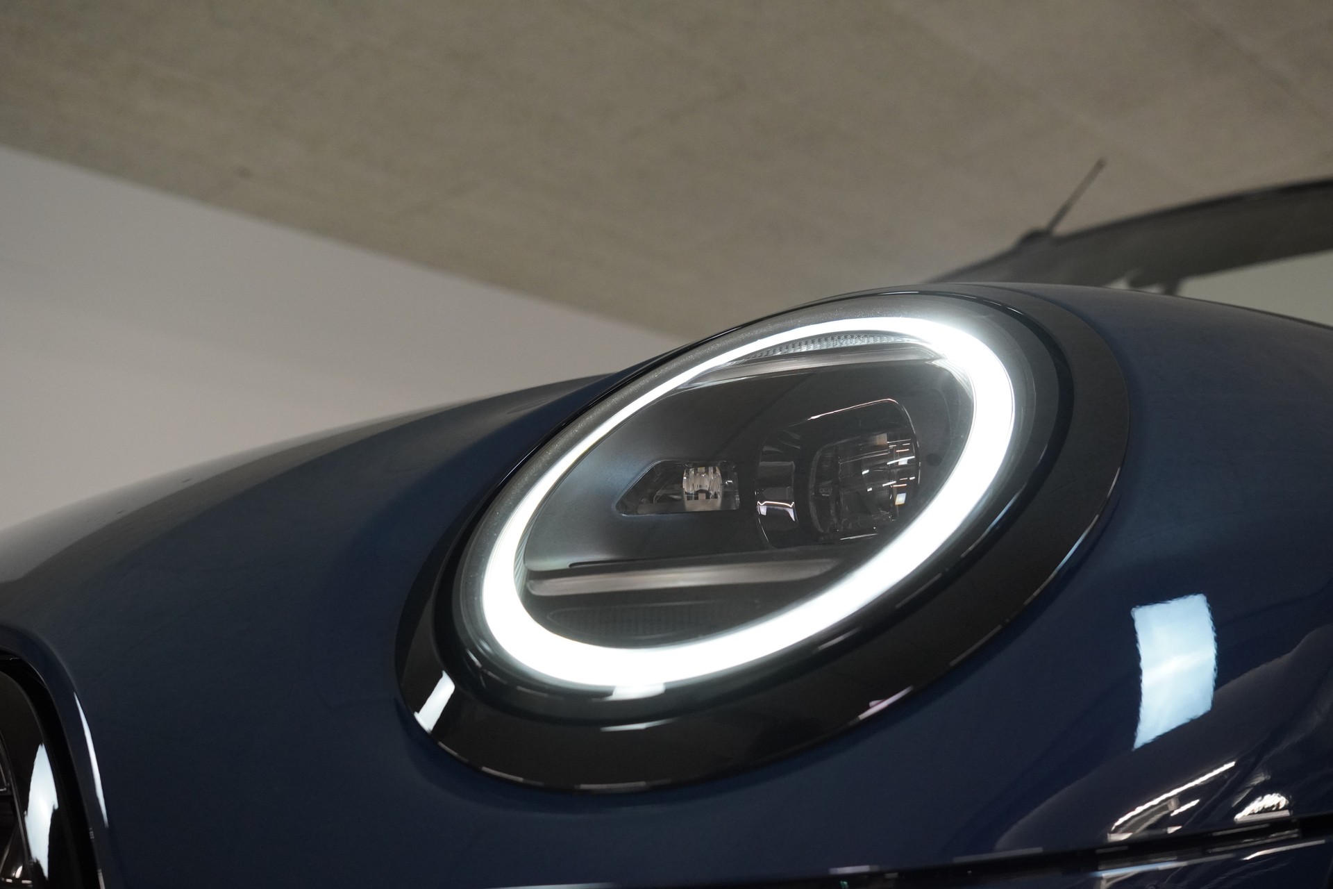 MINI Cooper John Cooper Works Cabriolet DKG-image-16