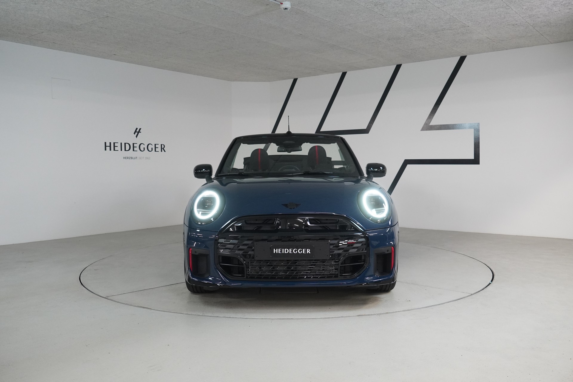 MINI Cooper John Cooper Works Cabriolet DKG-image-9