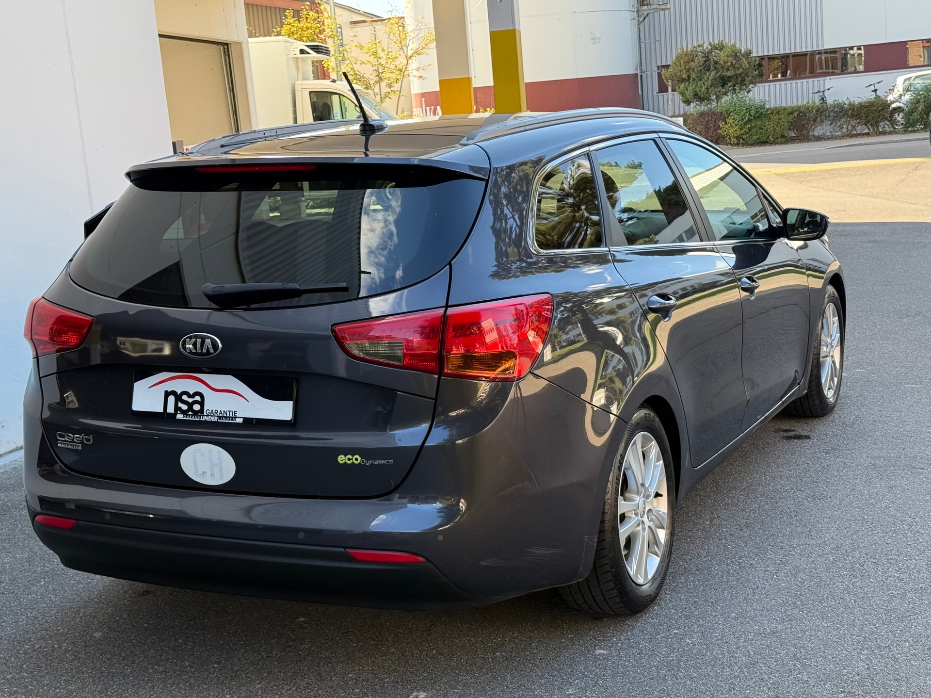 KIA Cee'd Sportswagon 1.6 GDi Style-image-3