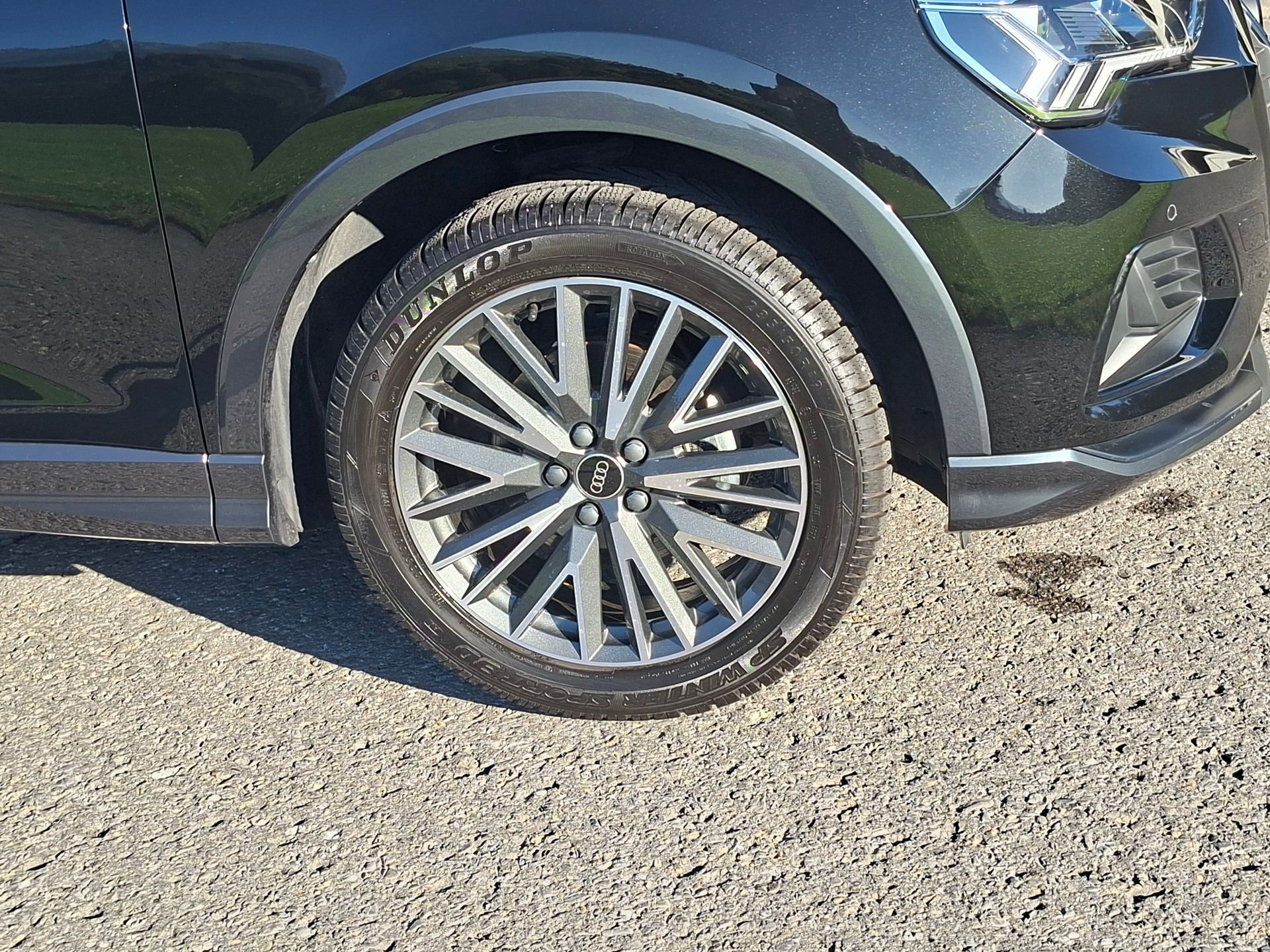 AUDI Q3 35 TFSI advanced Attraction S-tronic *Anhängerkupplung+8-fach bereift m. Pneu*-image-19