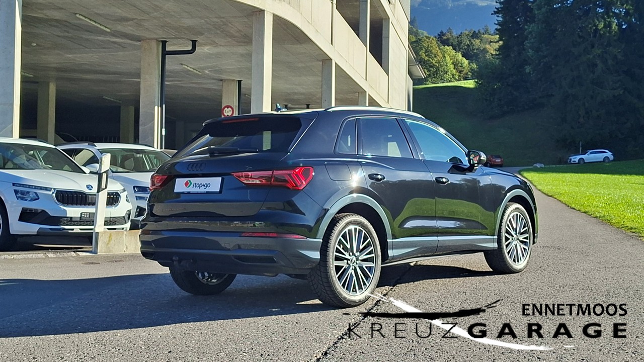 AUDI Q3 35 TFSI advanced Attraction S-tronic *Anhängerkupplung+8-fach bereift m. Pneu*-image-5