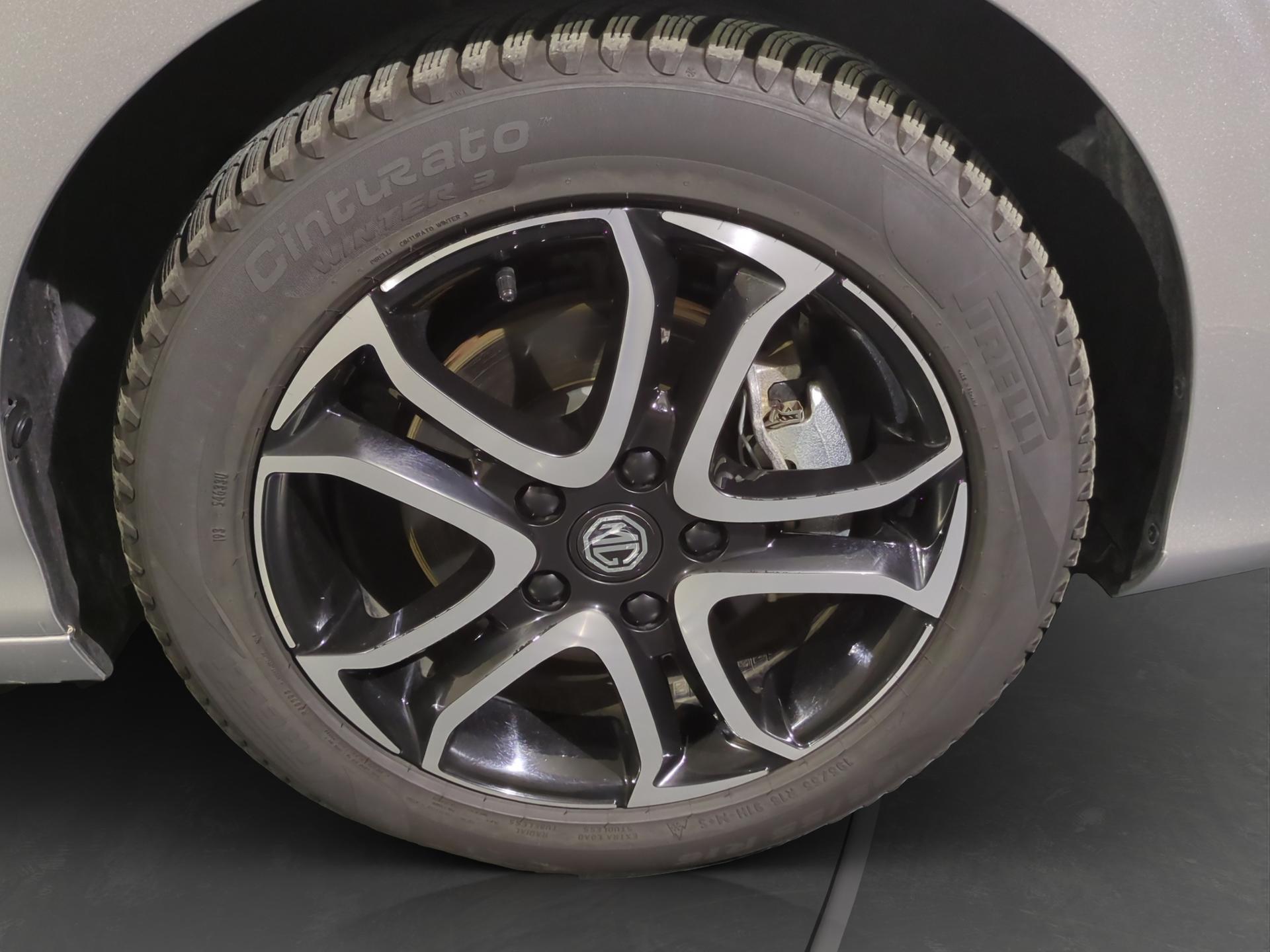 MG 3 1.5 Hybrid Luxury Aut.-image-15