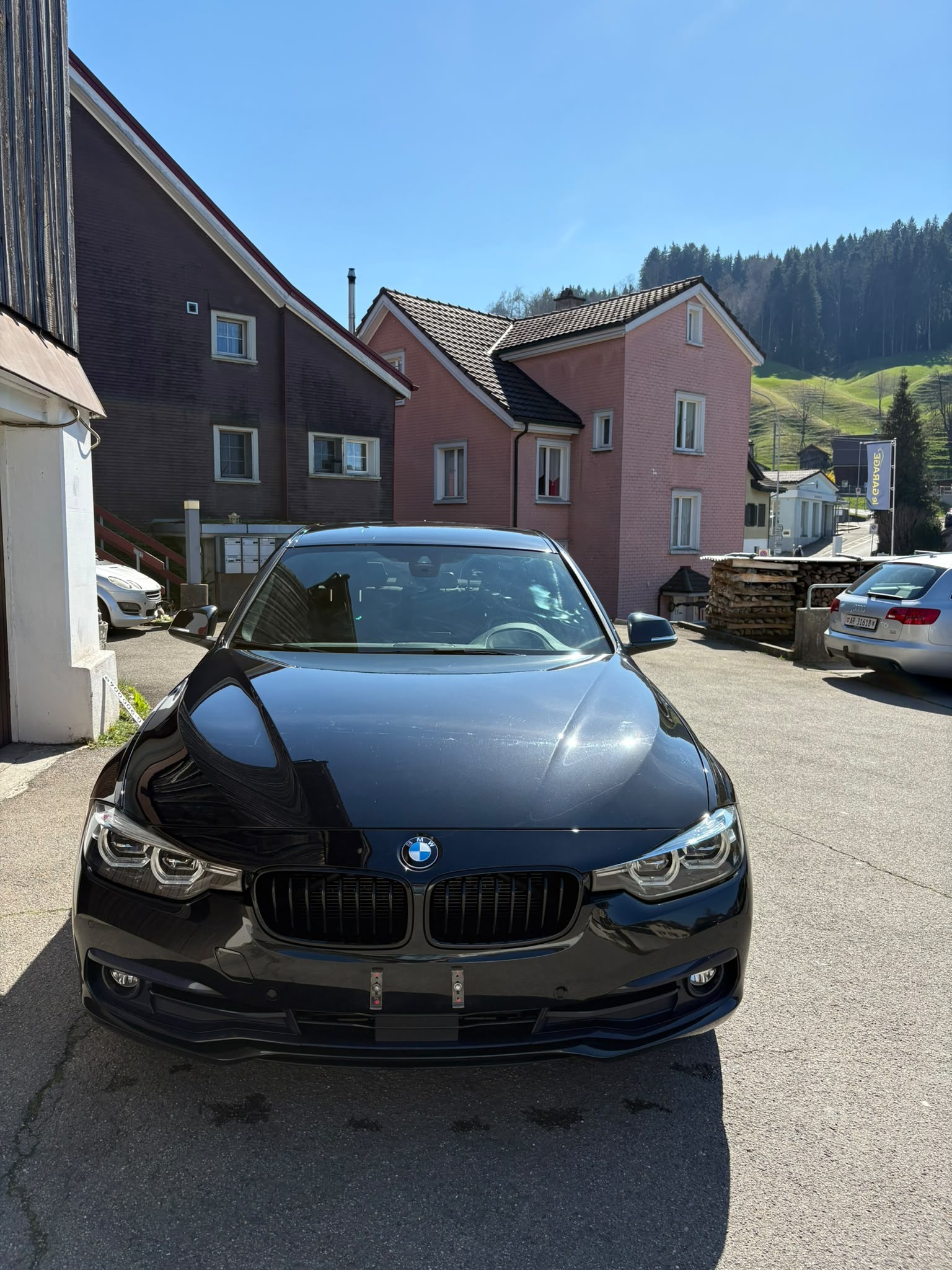BMW 320d xDrive-image-0