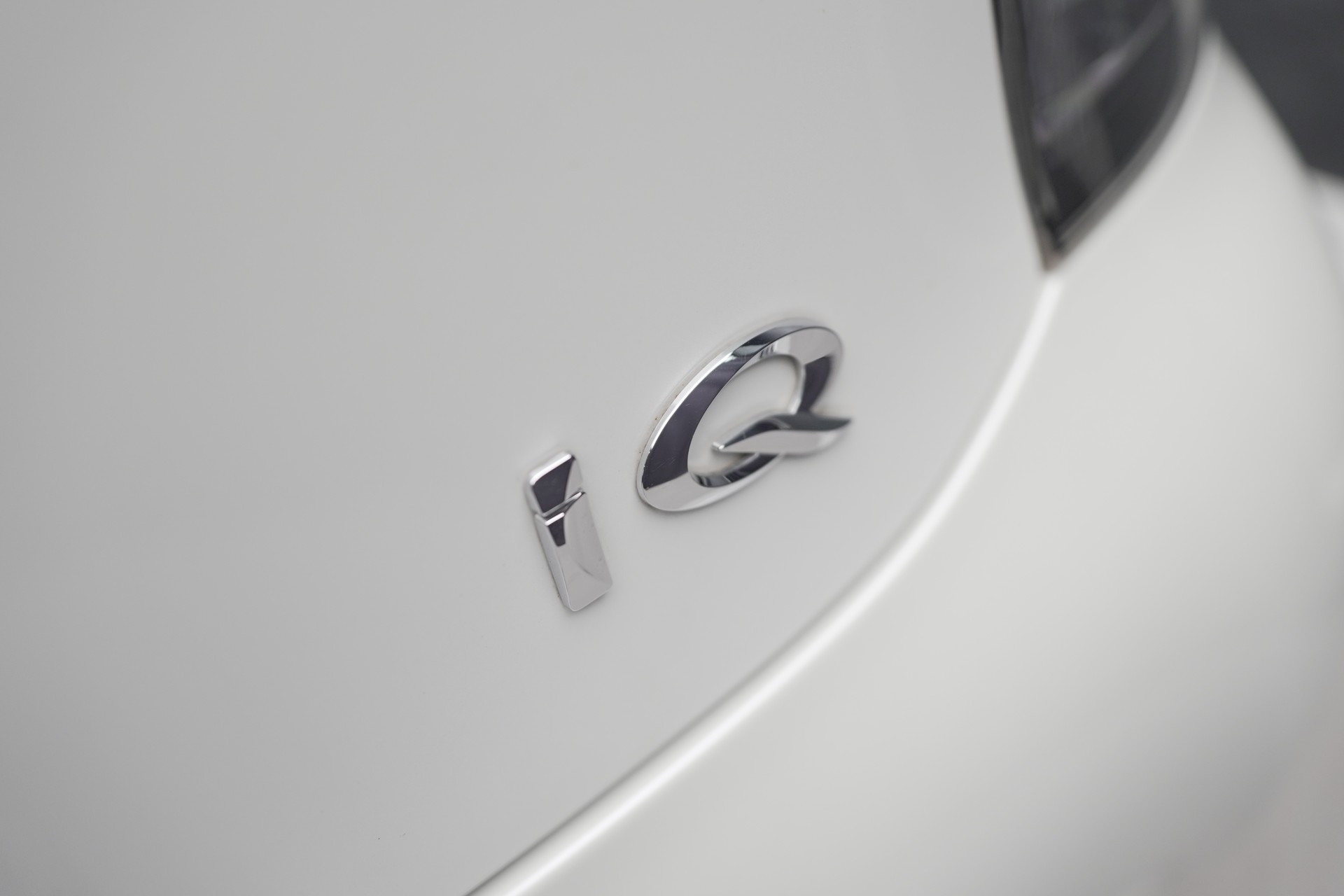 TOYOTA iQ 1.33 Dual VVT-i Linea Luna Multidrive-image-9