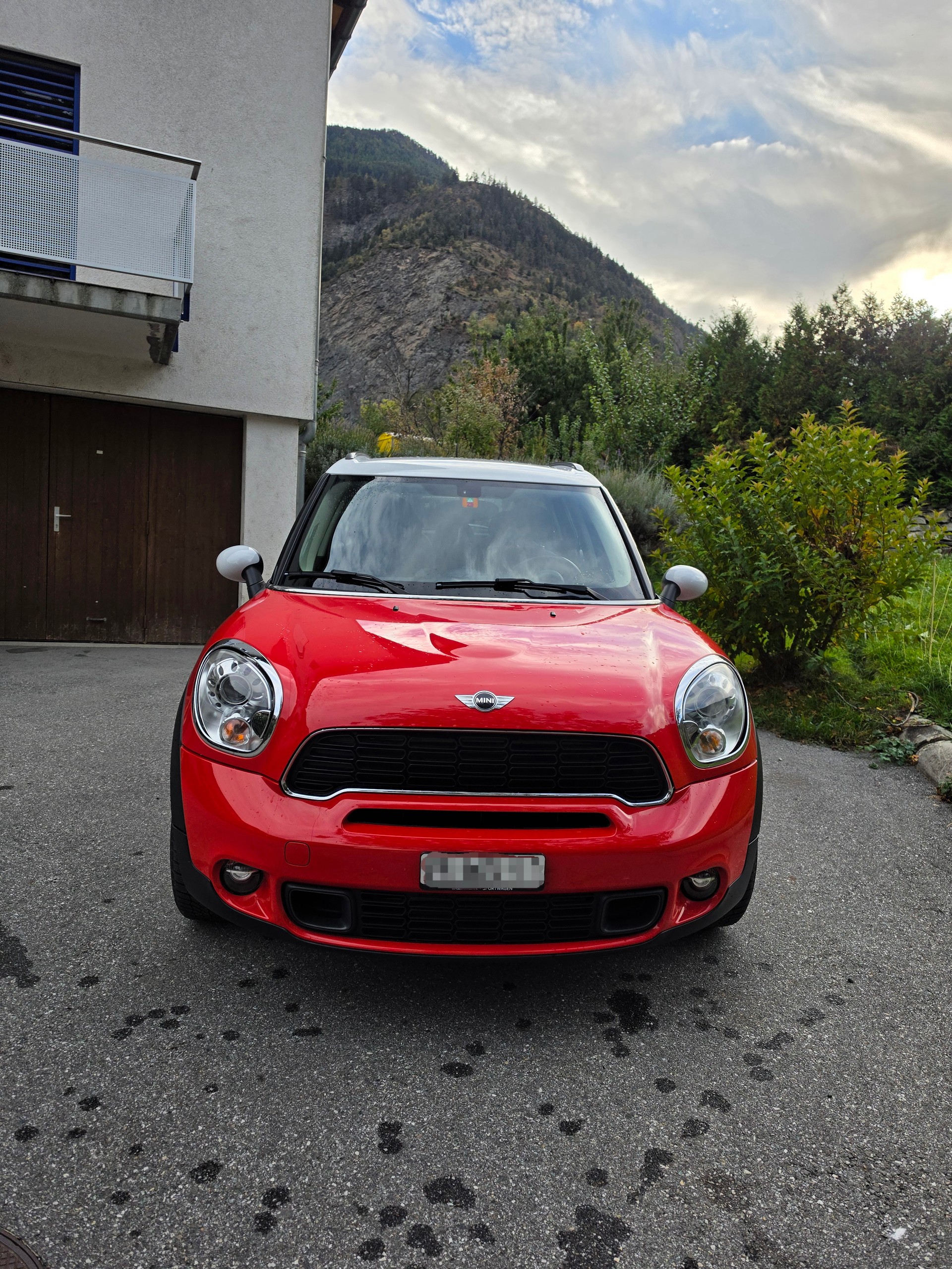 MINI 1.6i Cooper S ALL4-image-0