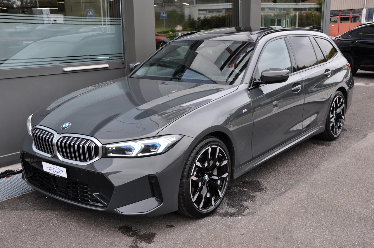 BMW 330i Touring xDrive Steptronic M Sport Pro-image-4