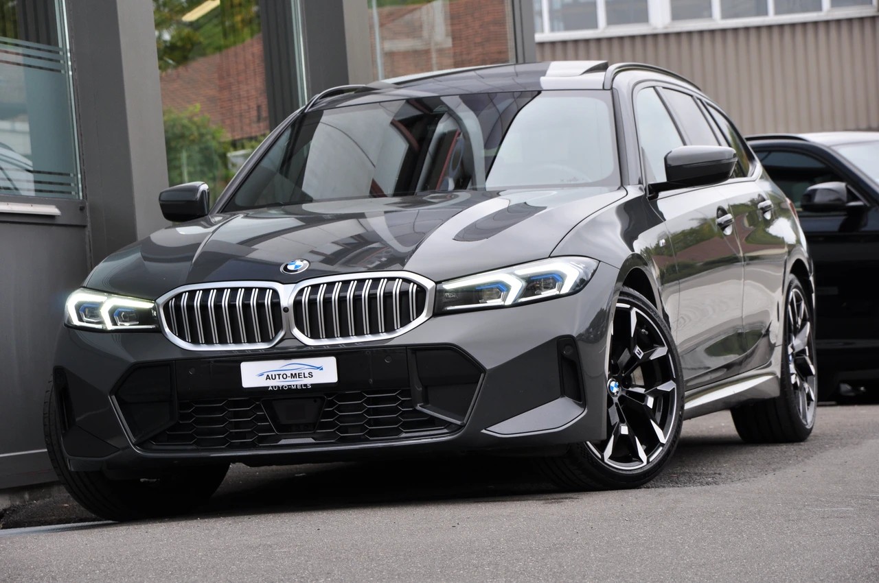 BMW 330i Touring xDrive Steptronic M Sport Pro-image-1