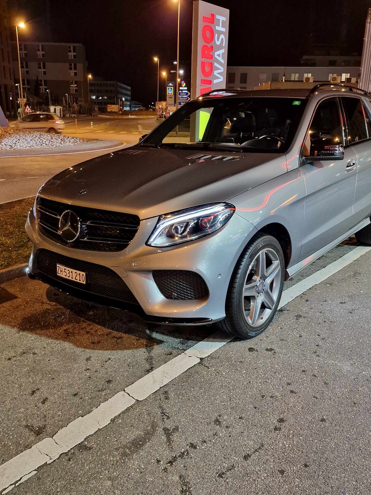 MERCEDES-BENZ GLE 350 d 4Matic 9G-Tronic-image-9