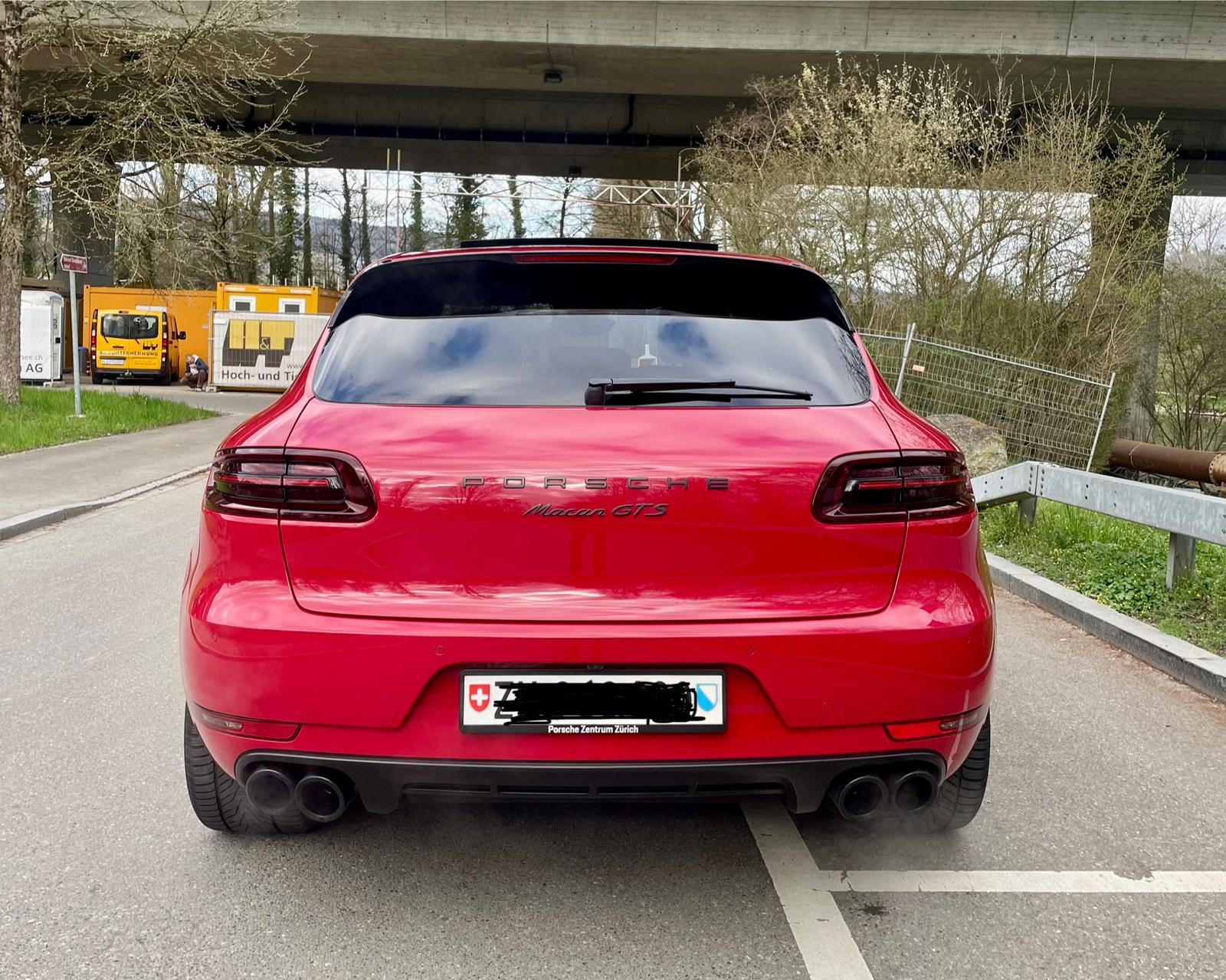 PORSCHE Macan GTS PDK-image-4
