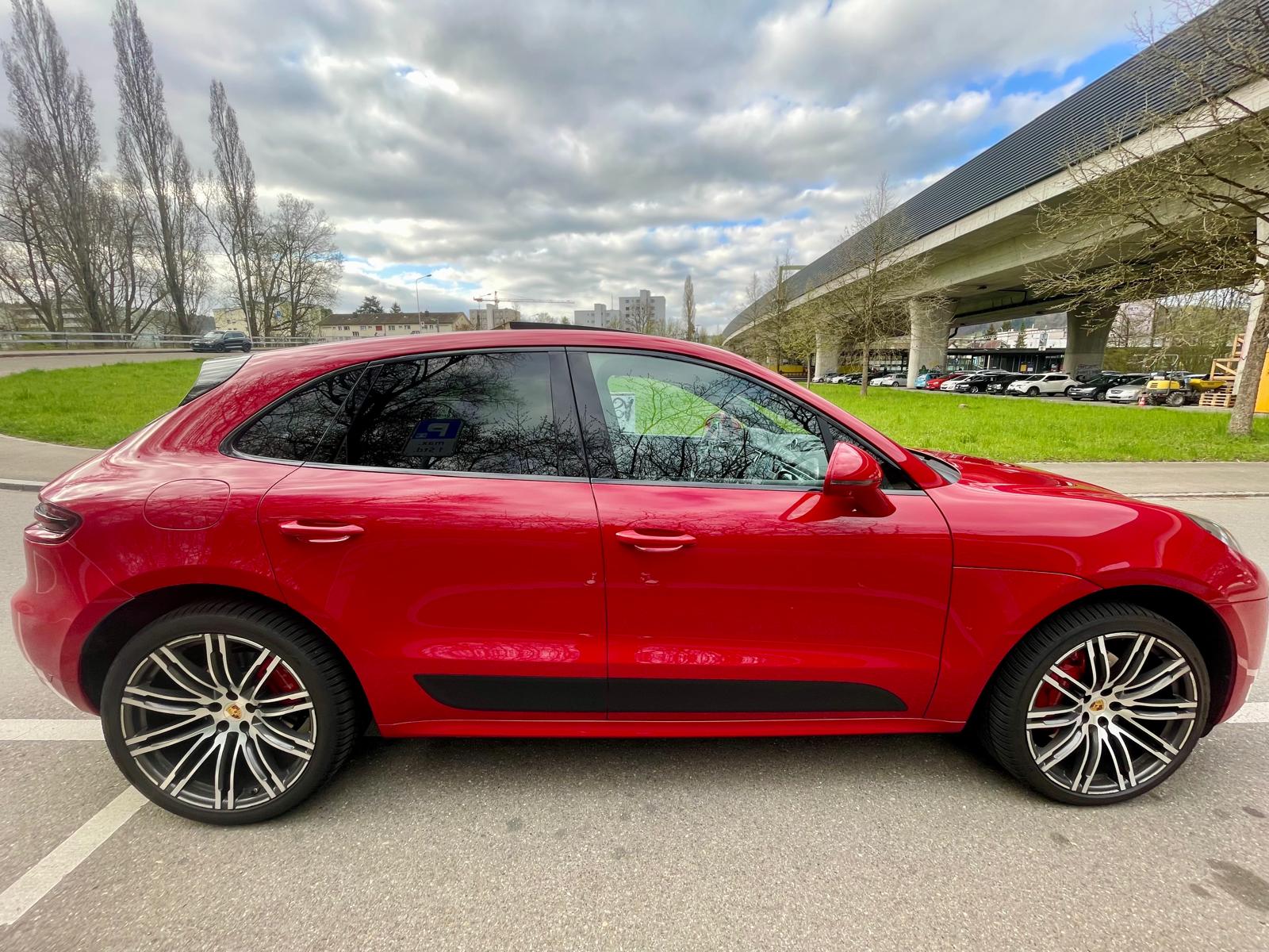 PORSCHE Macan GTS PDK-image-3
