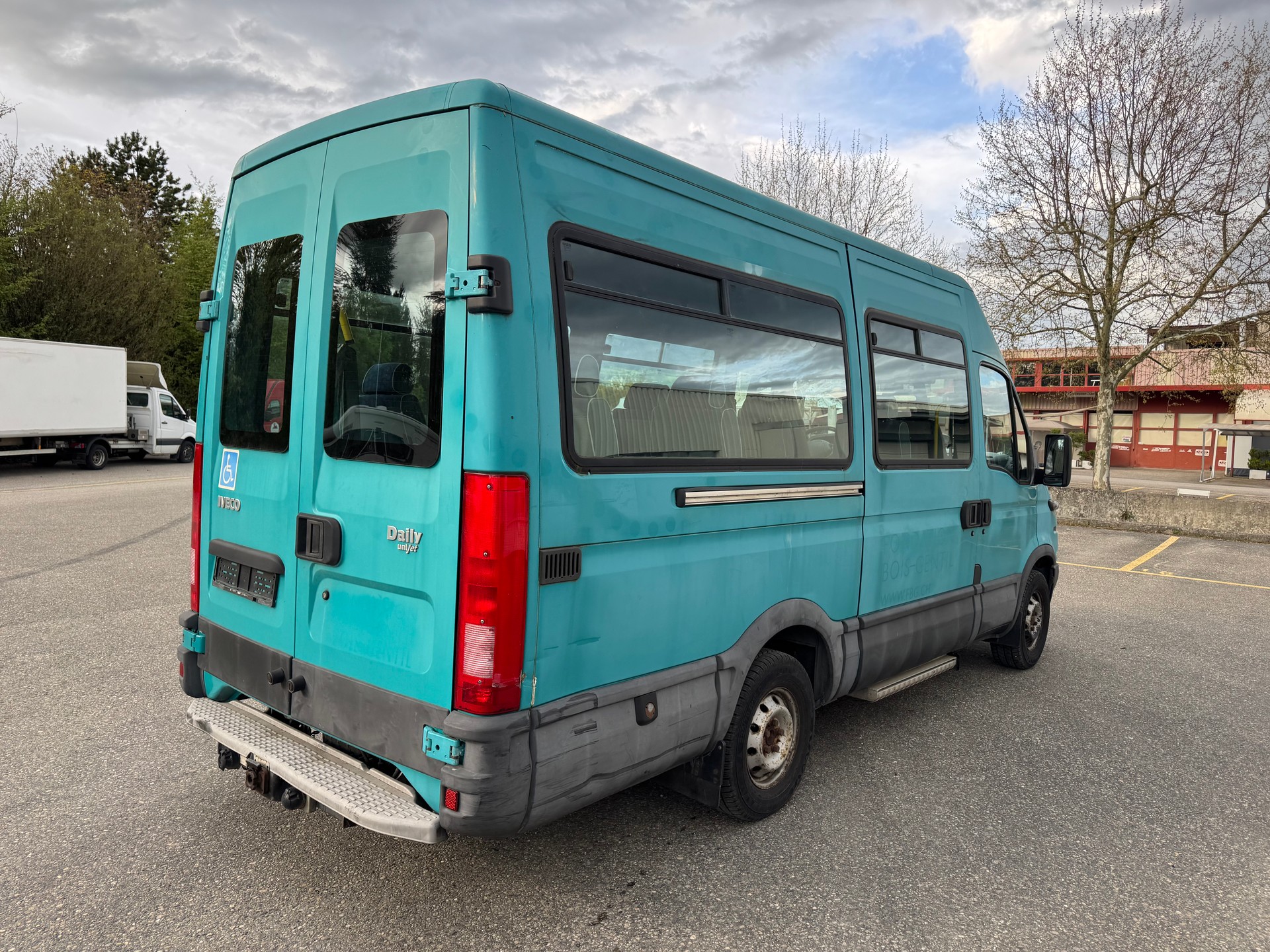 IVECO 35S13 Daily-image-5