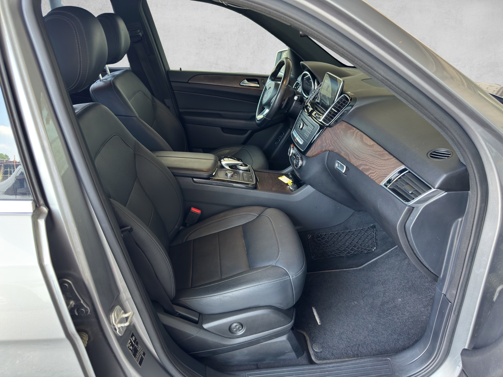 MERCEDES-BENZ GLE 350 d 4Matic 9G-Tronic-image-12