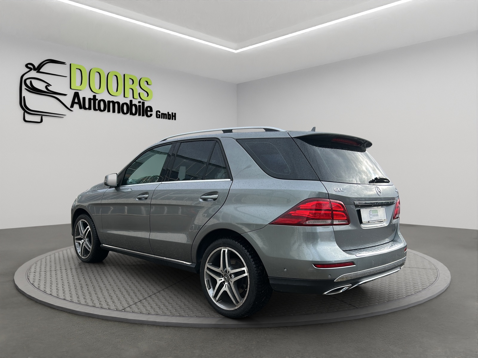 MERCEDES-BENZ GLE 350 d 4Matic 9G-Tronic-image-5