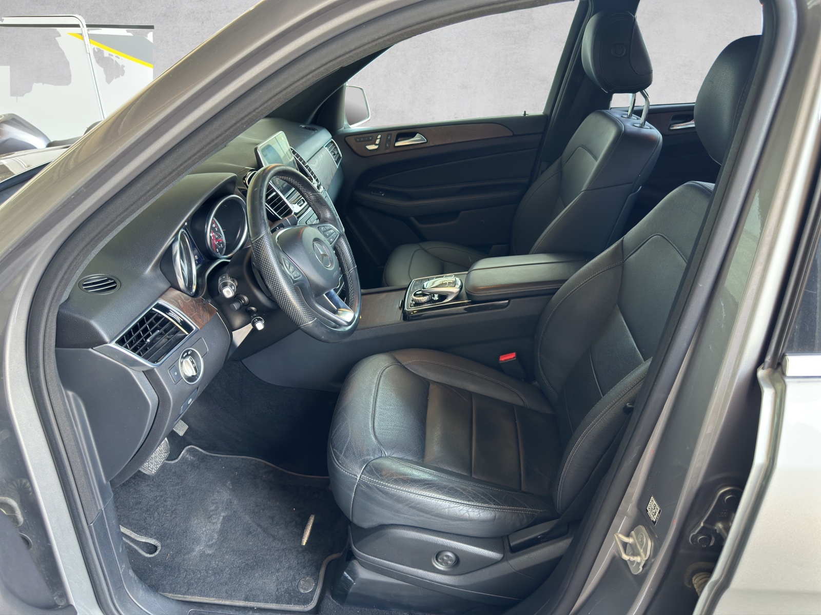 MERCEDES-BENZ GLE 350 d 4Matic 9G-Tronic-image-9