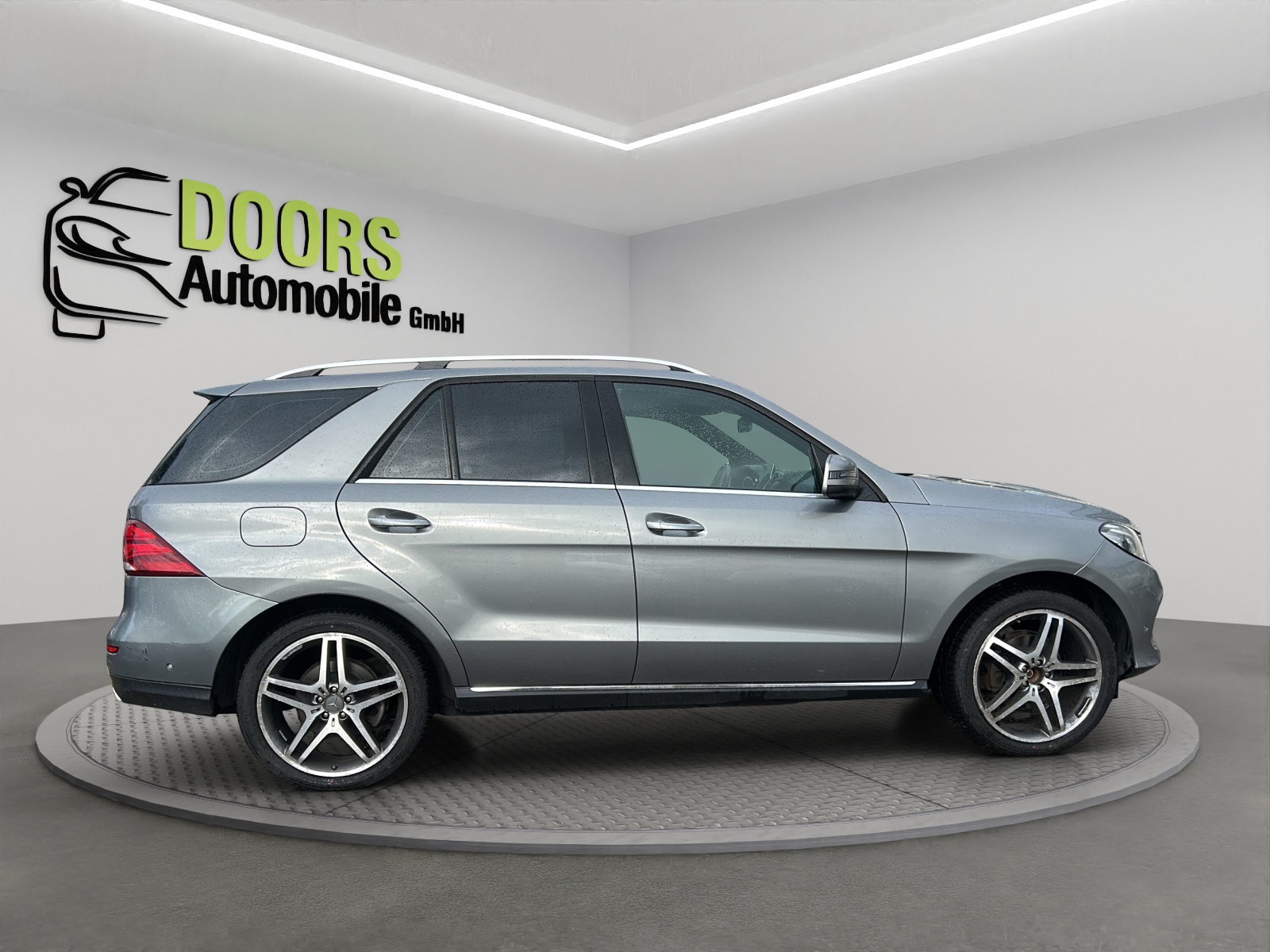 MERCEDES-BENZ GLE 350 d 4Matic 9G-Tronic-image-7