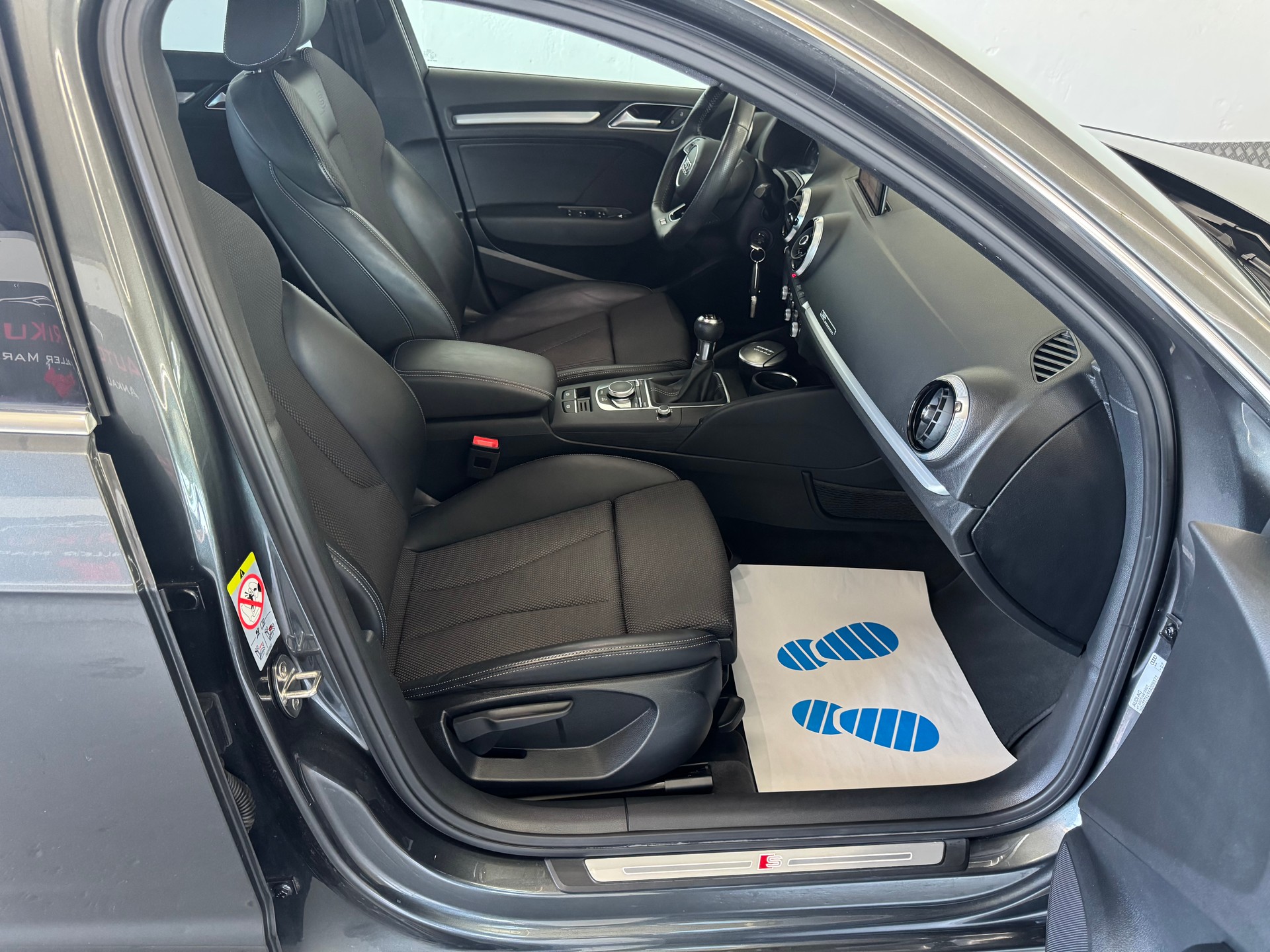 AUDI A3 Sportback 35 TFSI Sport-image-17