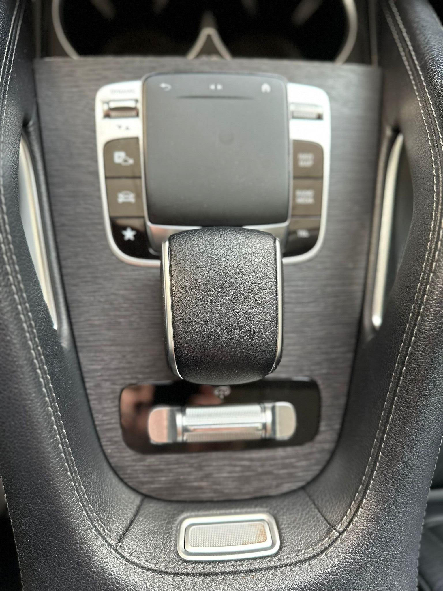 MERCEDES-BENZ GLE 450 4Matic AMG Line 9G-Tronic-image-18
