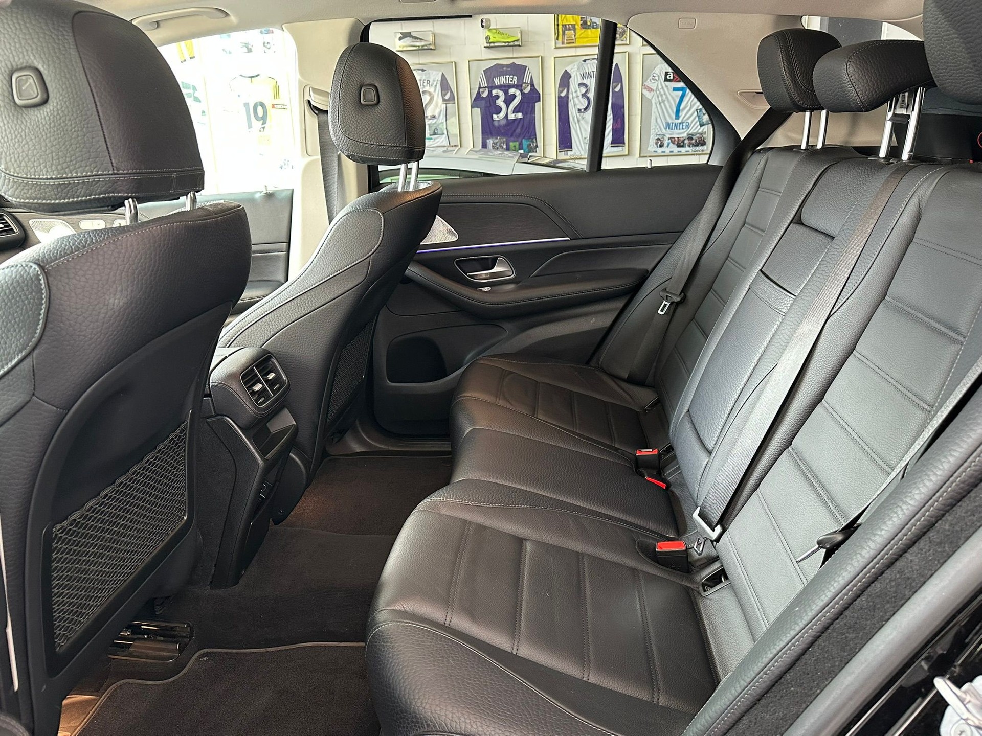 MERCEDES-BENZ GLE 450 4Matic AMG Line 9G-Tronic-image-15