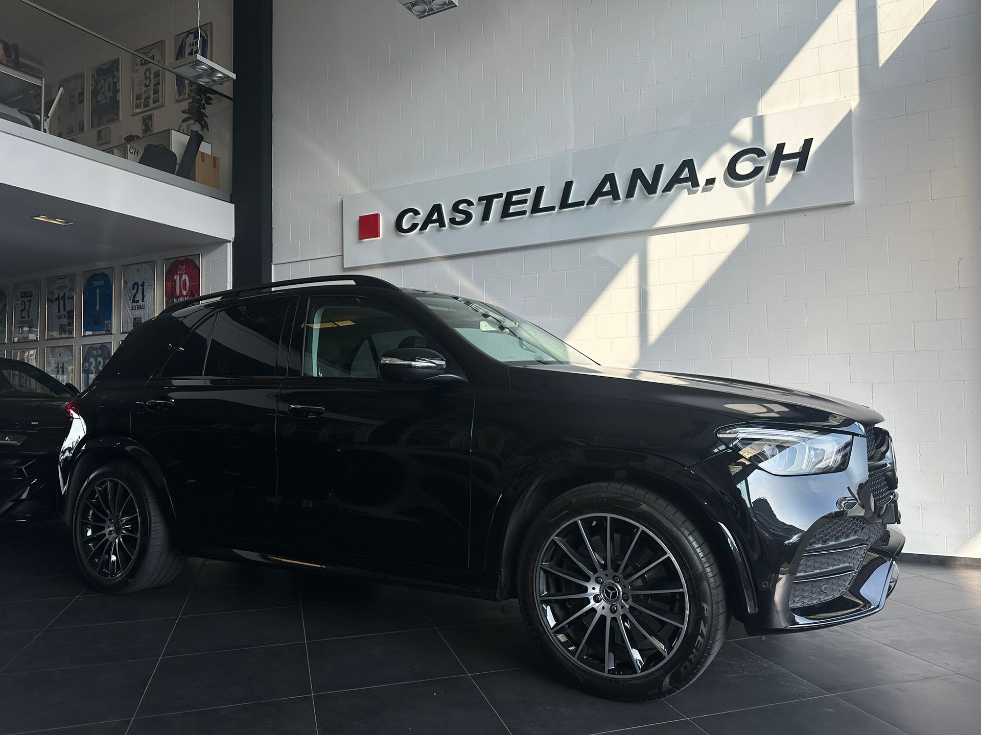 MERCEDES-BENZ GLE 450 4Matic AMG Line 9G-Tronic-image-0