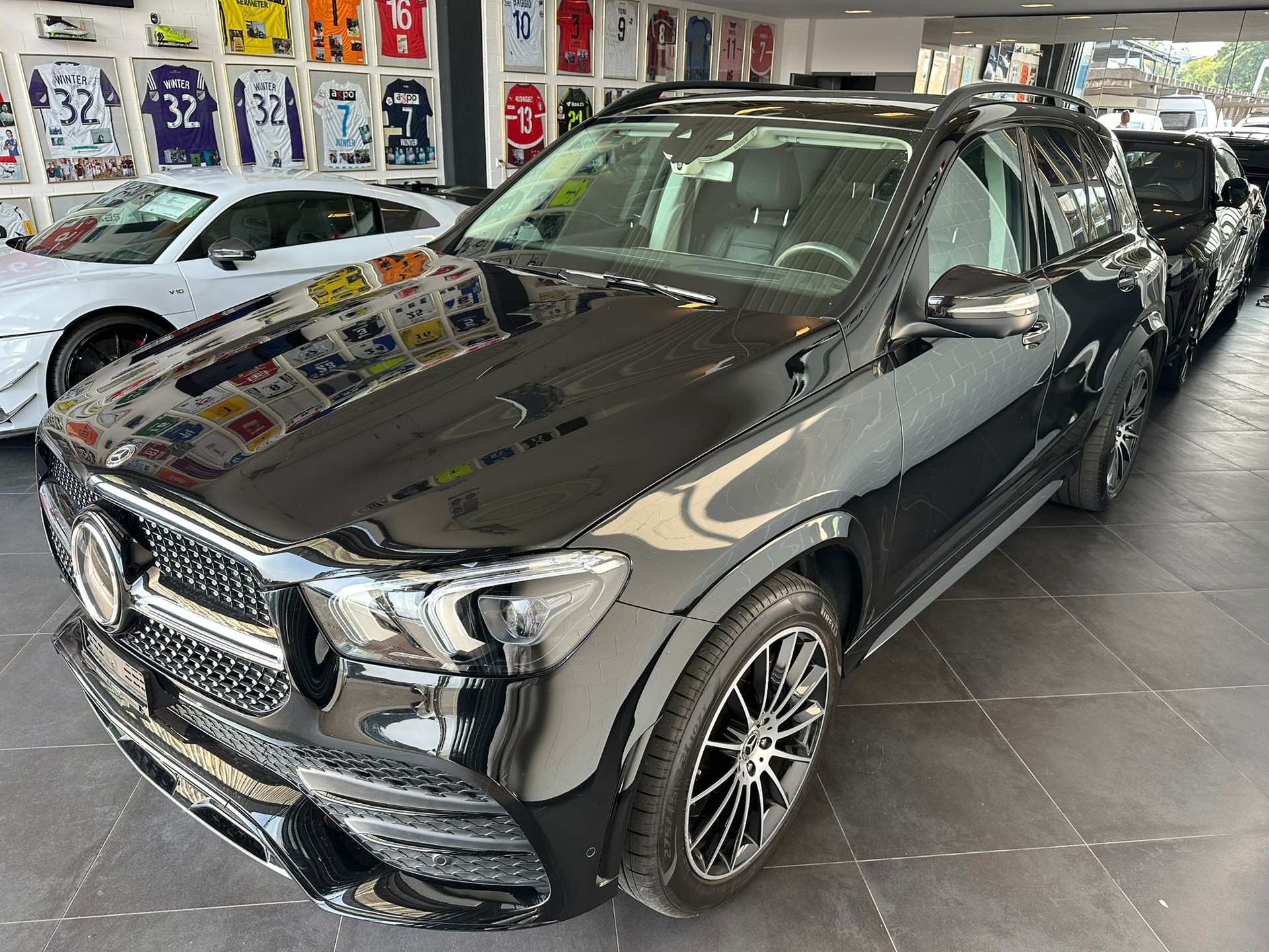 MERCEDES-BENZ GLE 450 4Matic AMG Line 9G-Tronic-image-2
