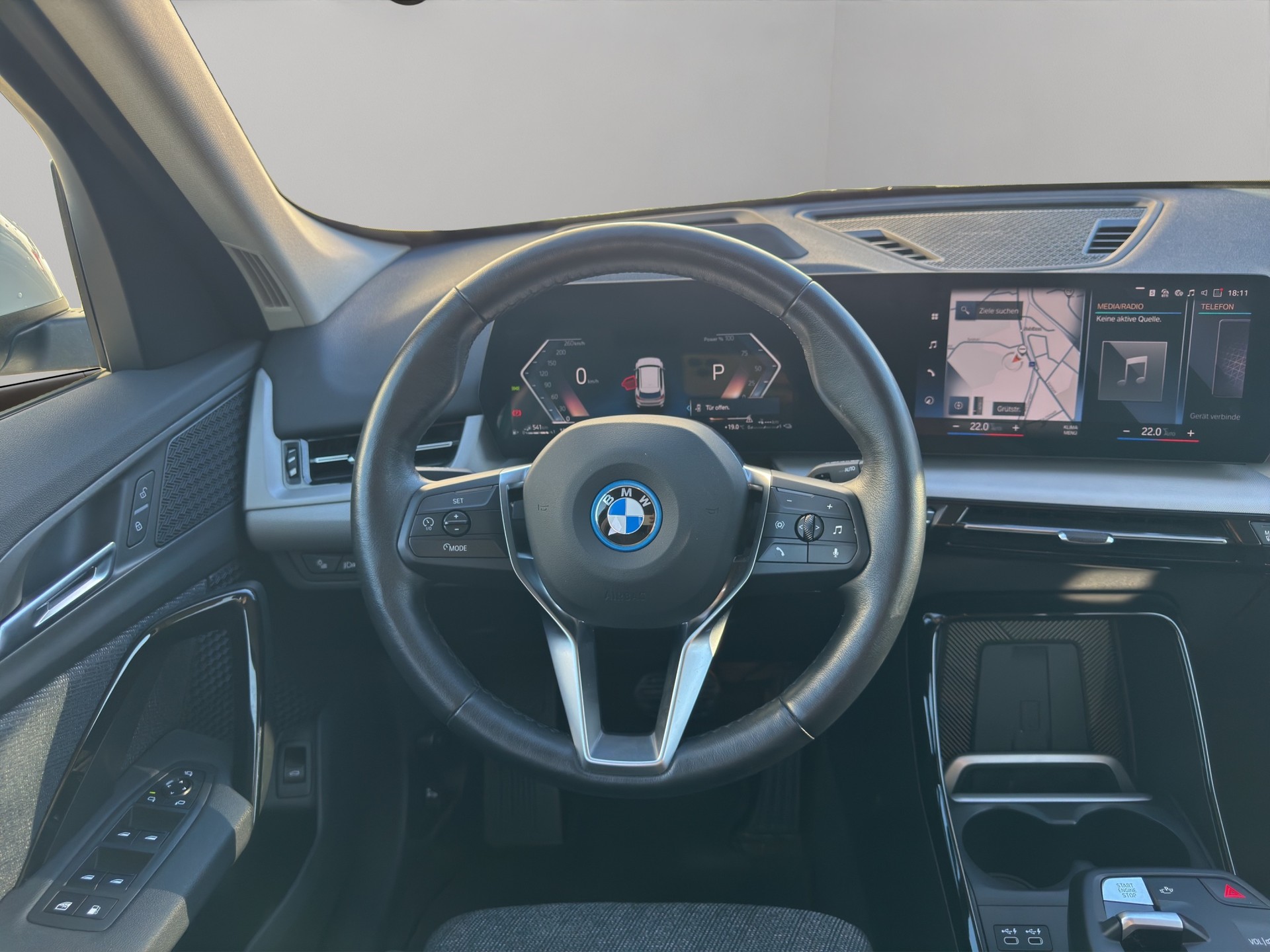 BMW X1 xDrive 30e-image-12