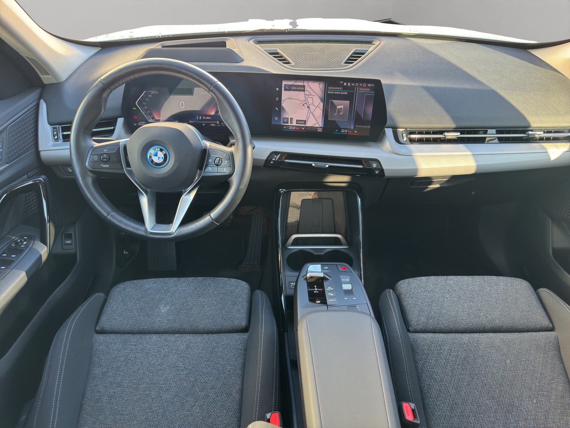 BMW X1 xDrive 30e-image-9