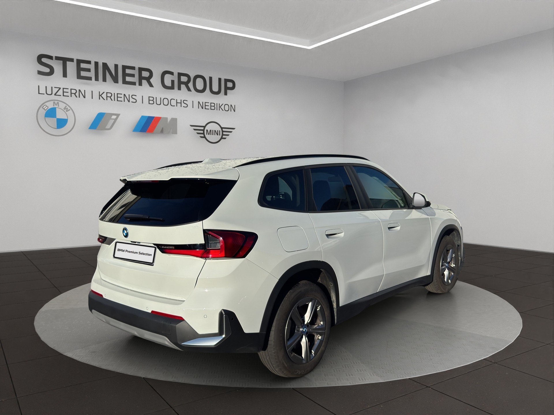 BMW X1 xDrive 30e-image-4
