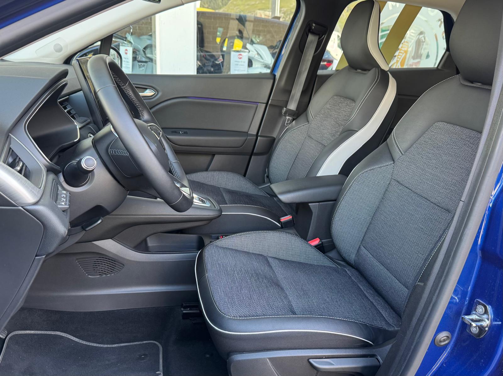 RENAULT Captur 1.6 E-Tech 160 Intens DHT-image-7