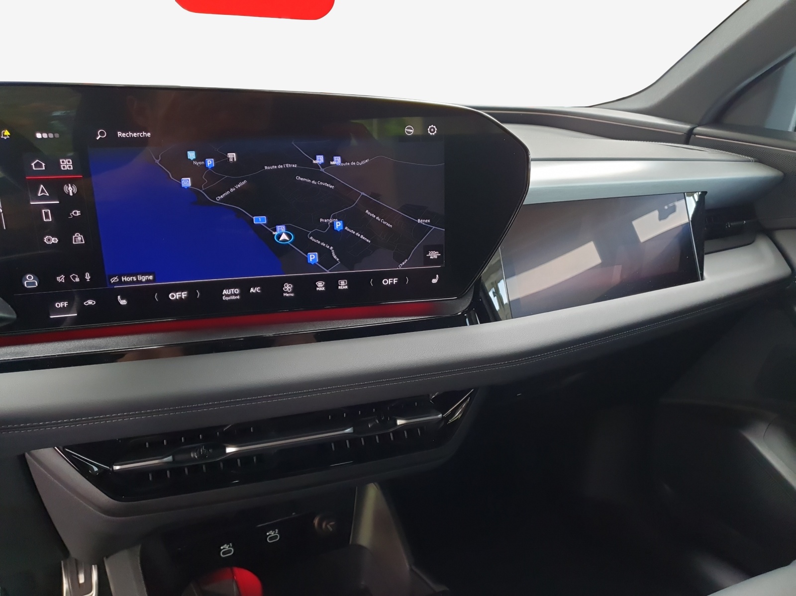 AUDI Q6 Sportback e-tron quattro-image-11