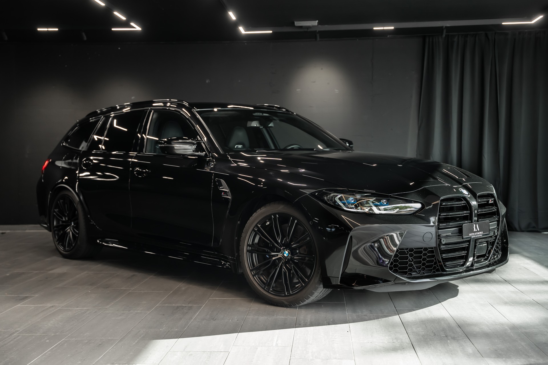 BMW M3 Touring xDrive Competition M-image-0