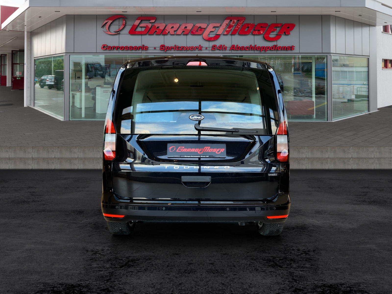 FORD Tourneo Connect 1.5 EcoBoost 150 Trend PHEV-image-5