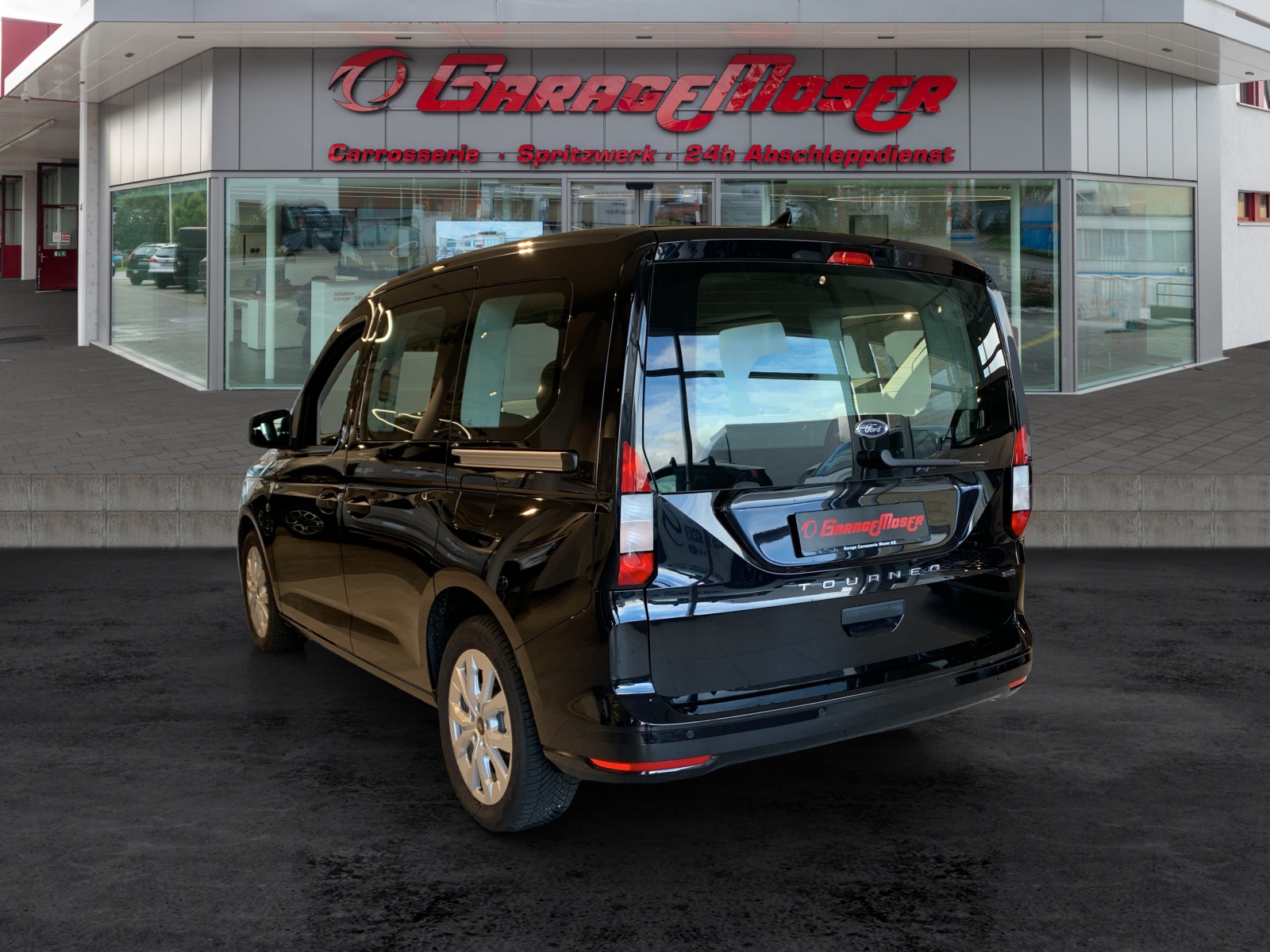 FORD Tourneo Connect 1.5 EcoBoost 150 Trend PHEV-image-3