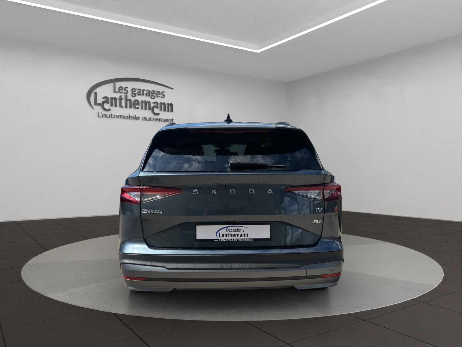 SKODA Enyaq iV 60-image-3